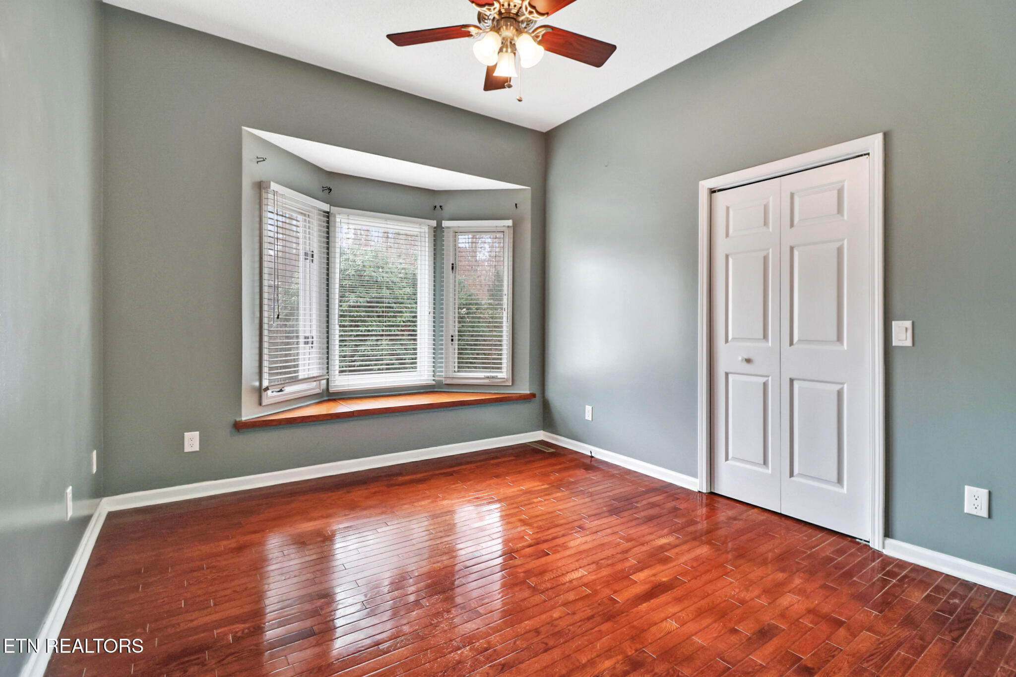 129 Shore Lane Crossville TN 38558