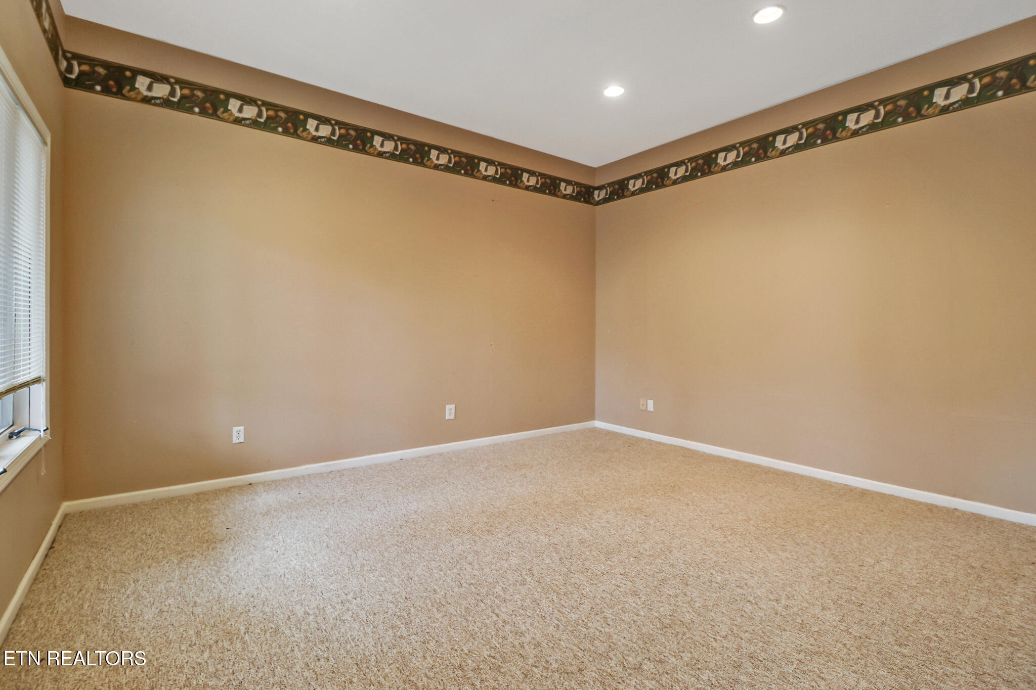 129 Shore Lane Crossville TN 38558
