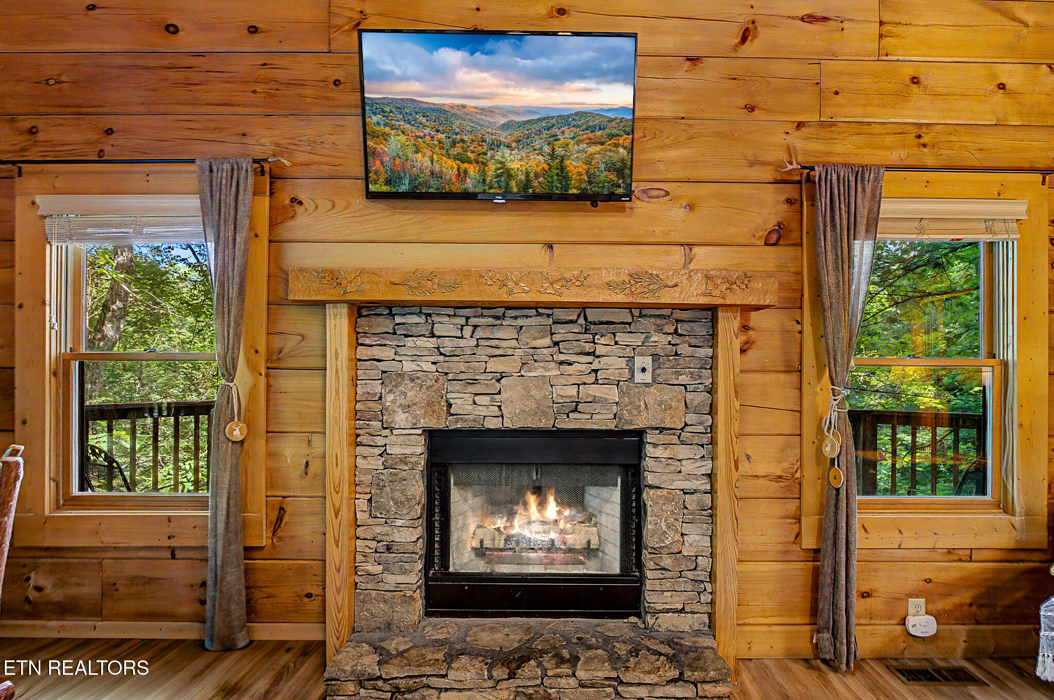 714 Aerie Way Pigeon Forge TN 37863