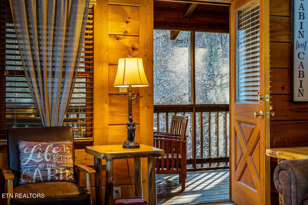 714 Aerie Way Pigeon Forge TN 37863