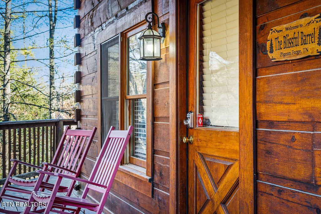 714 Aerie Way Pigeon Forge TN 37863