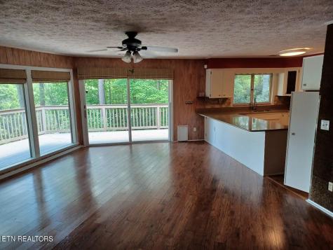150 Hollow Road Cosby TN 37722