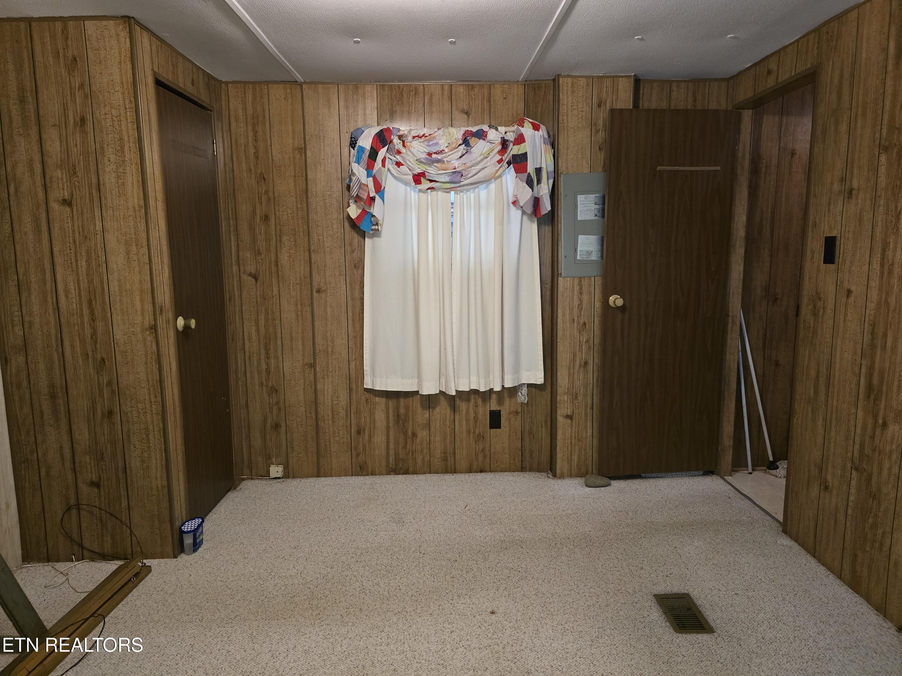 165 Parkview Drive Lafollette TN 37766