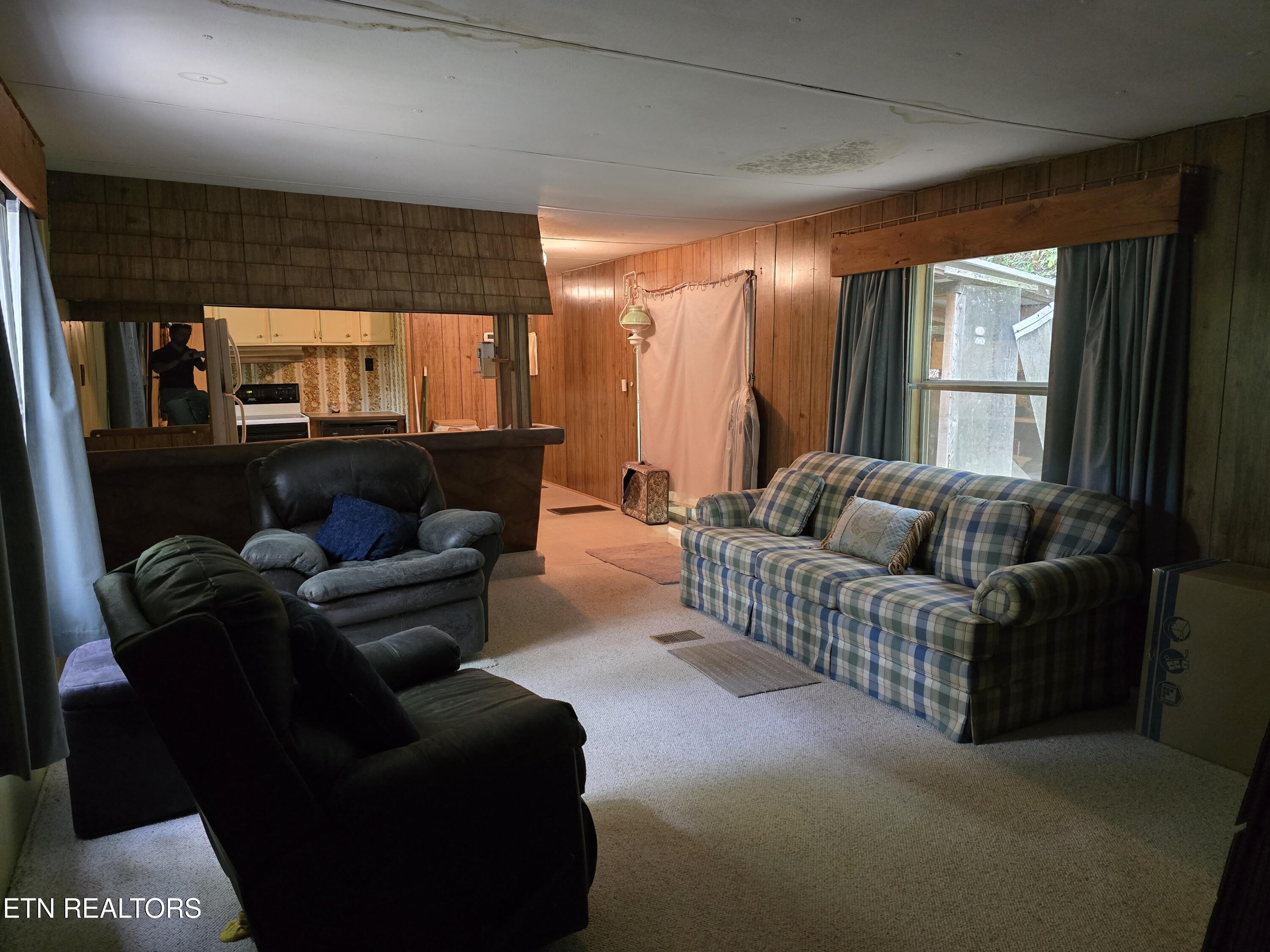 165 Parkview Drive Lafollette TN 37766