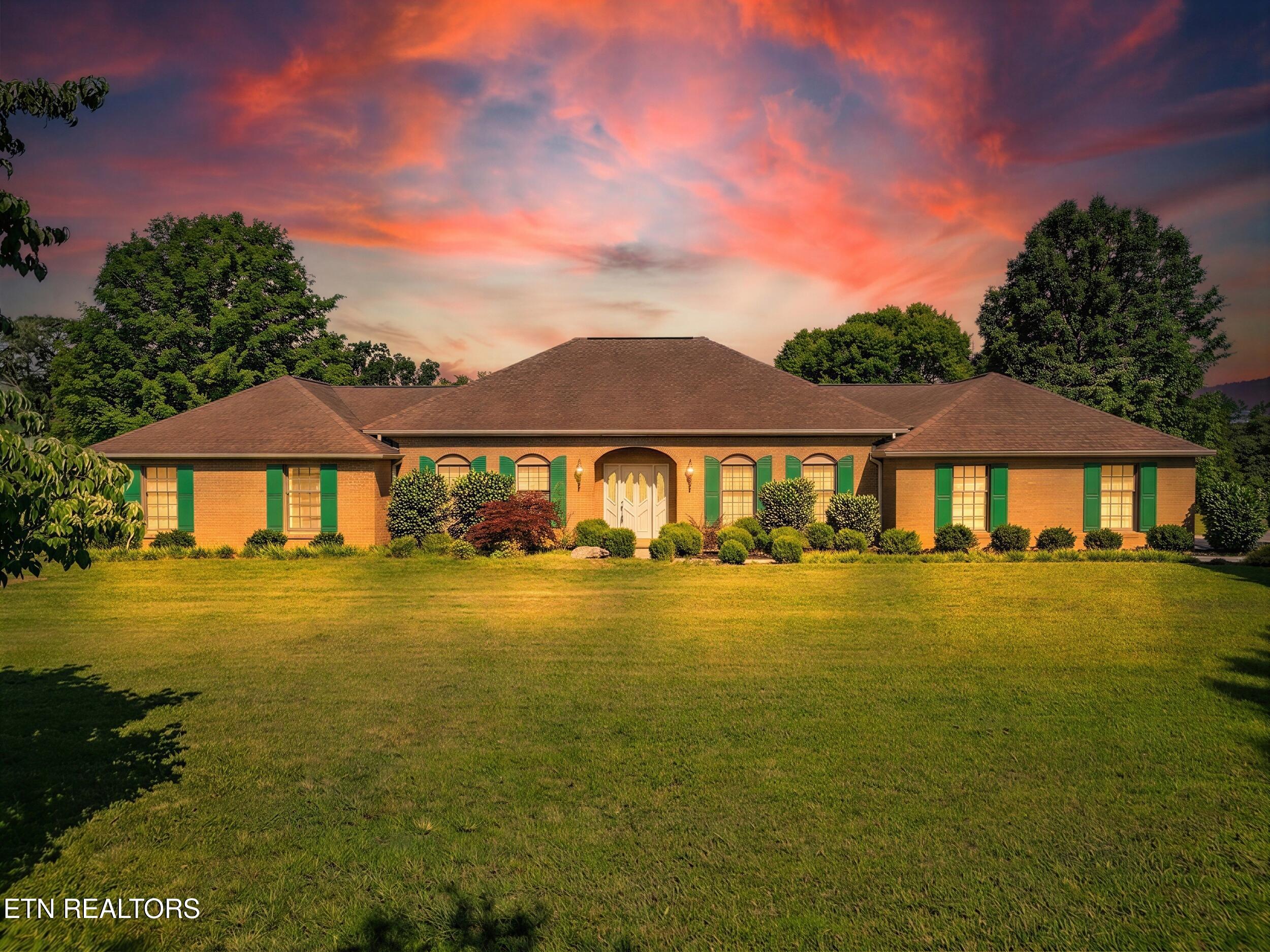 377 Thomas Loop Road Sevierville TN 37876
