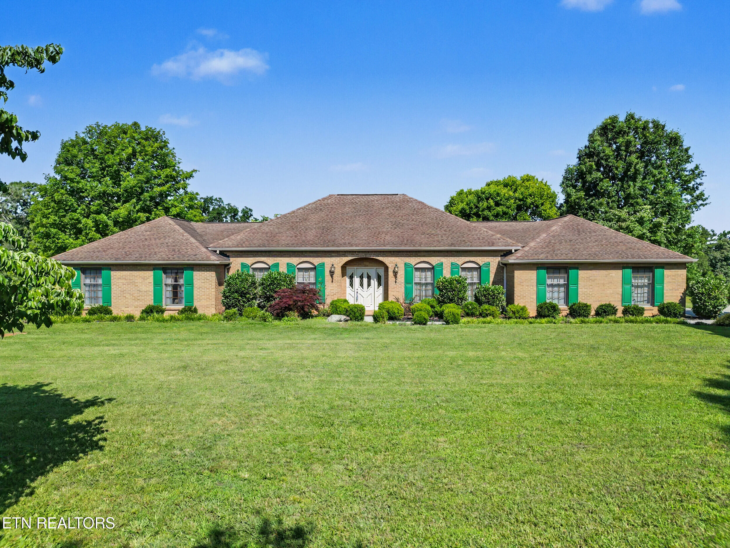 377 Thomas Loop Road Sevierville TN 37876