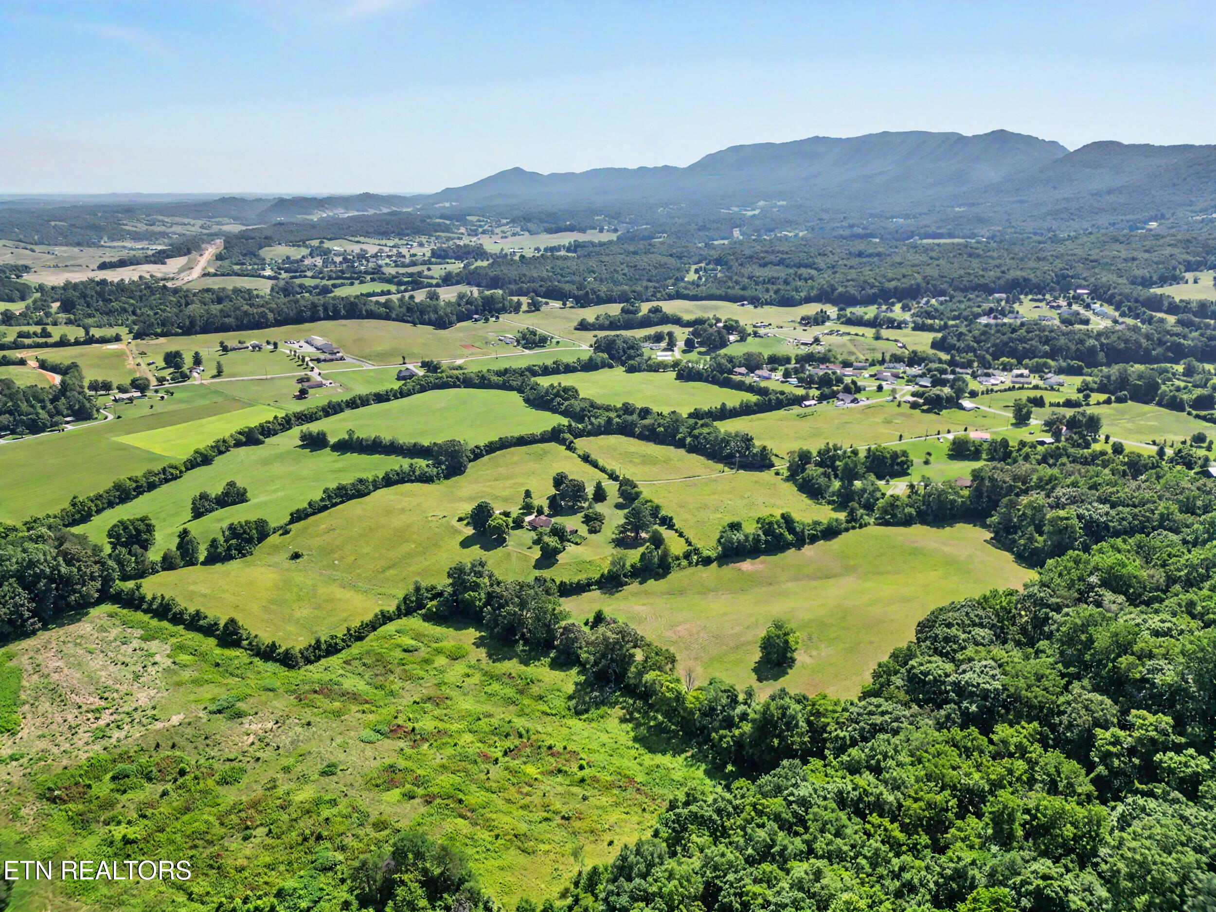 377 Thomas Loop Road Sevierville TN 37876