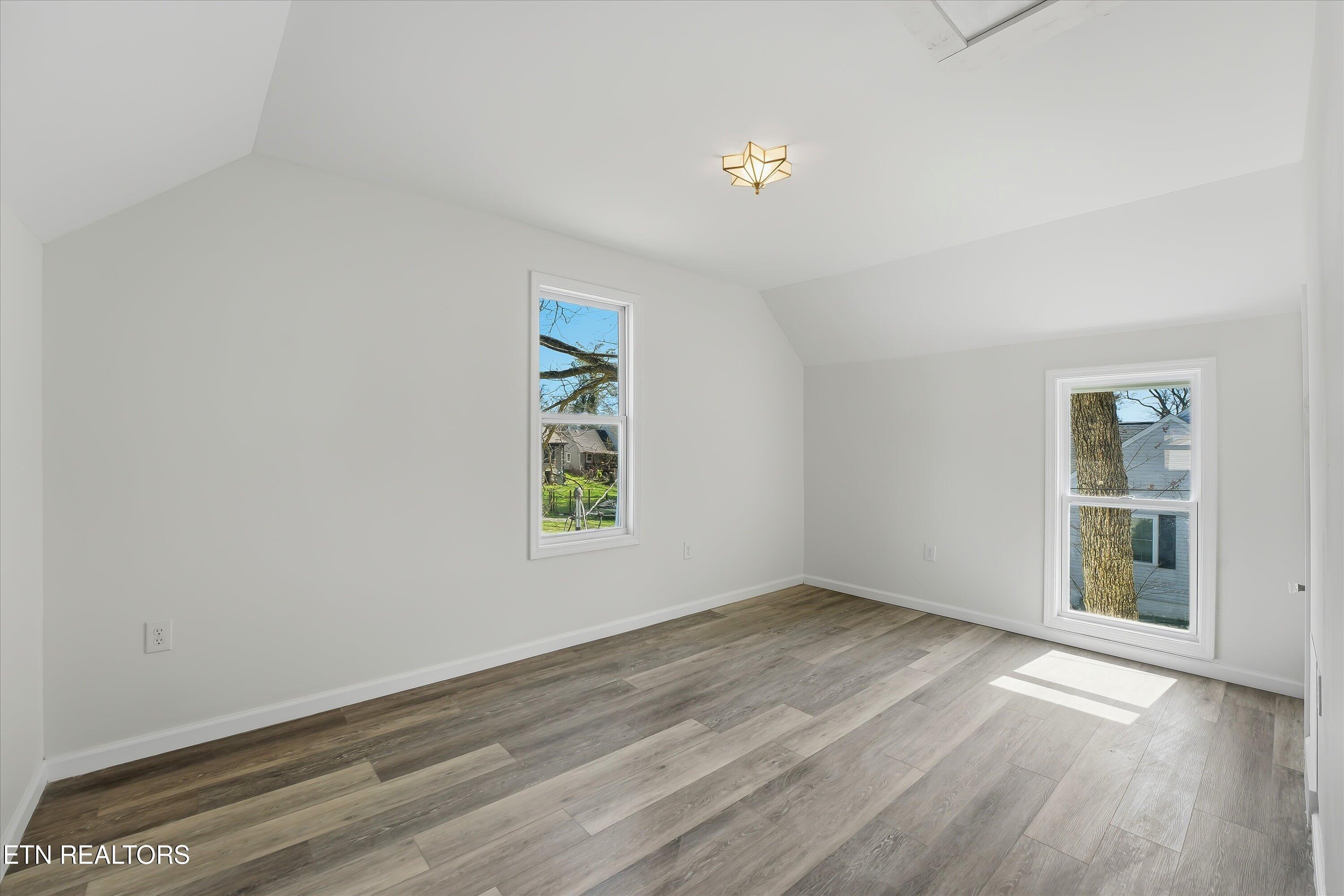 317 Lynn Avenue Athens TN 37303