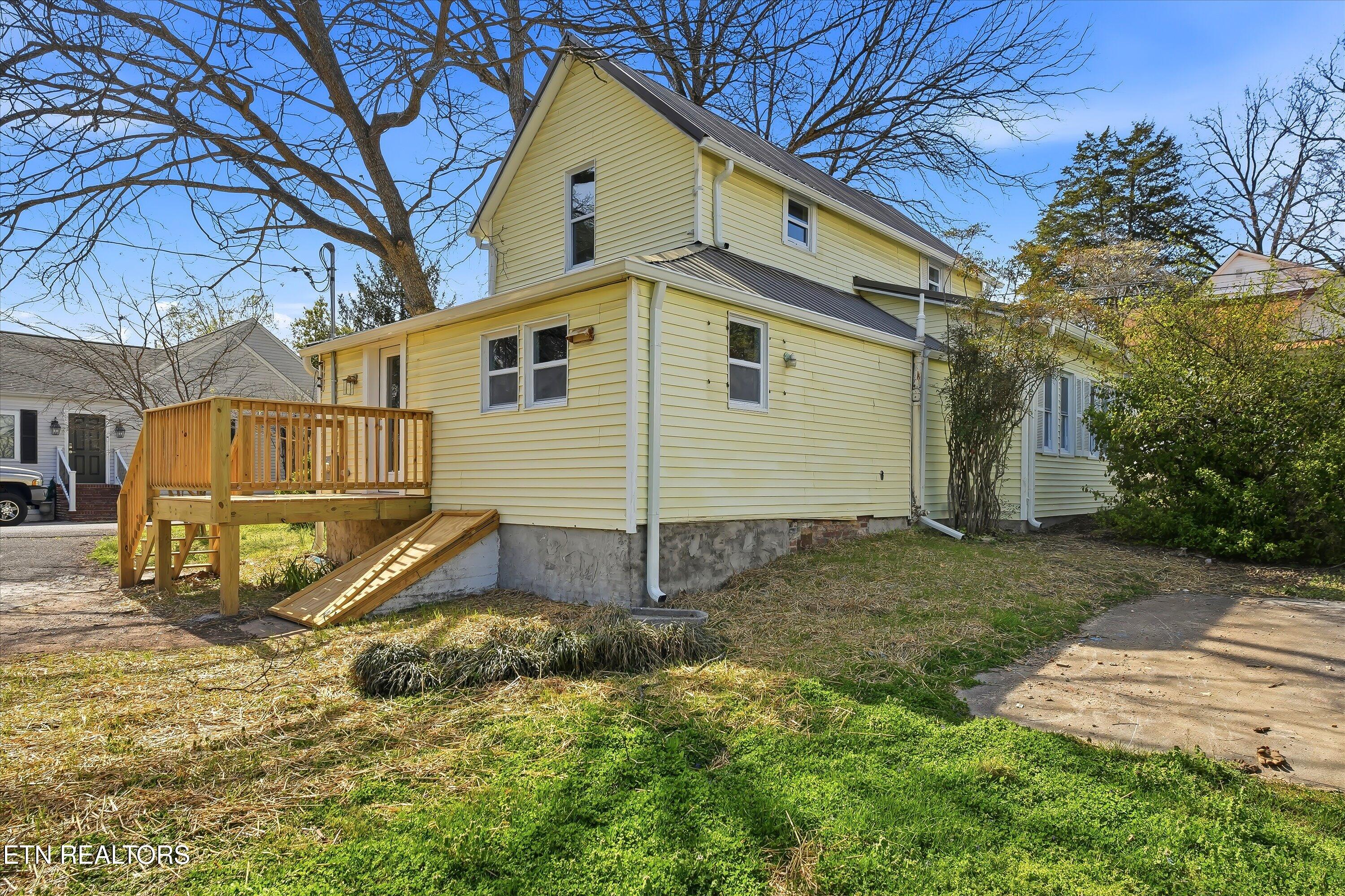 317 Lynn Avenue Athens TN 37303