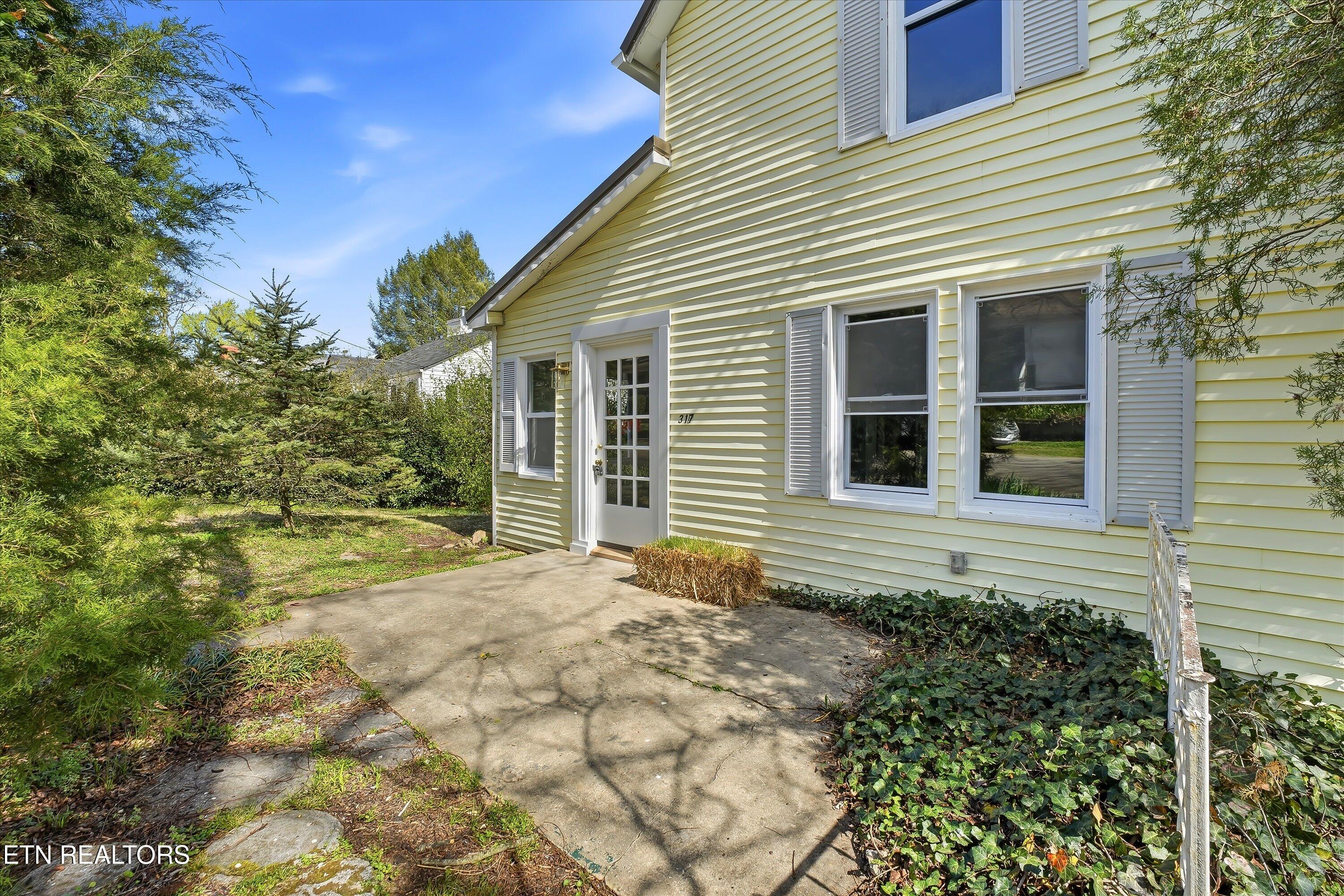 317 Lynn Avenue Athens TN 37303