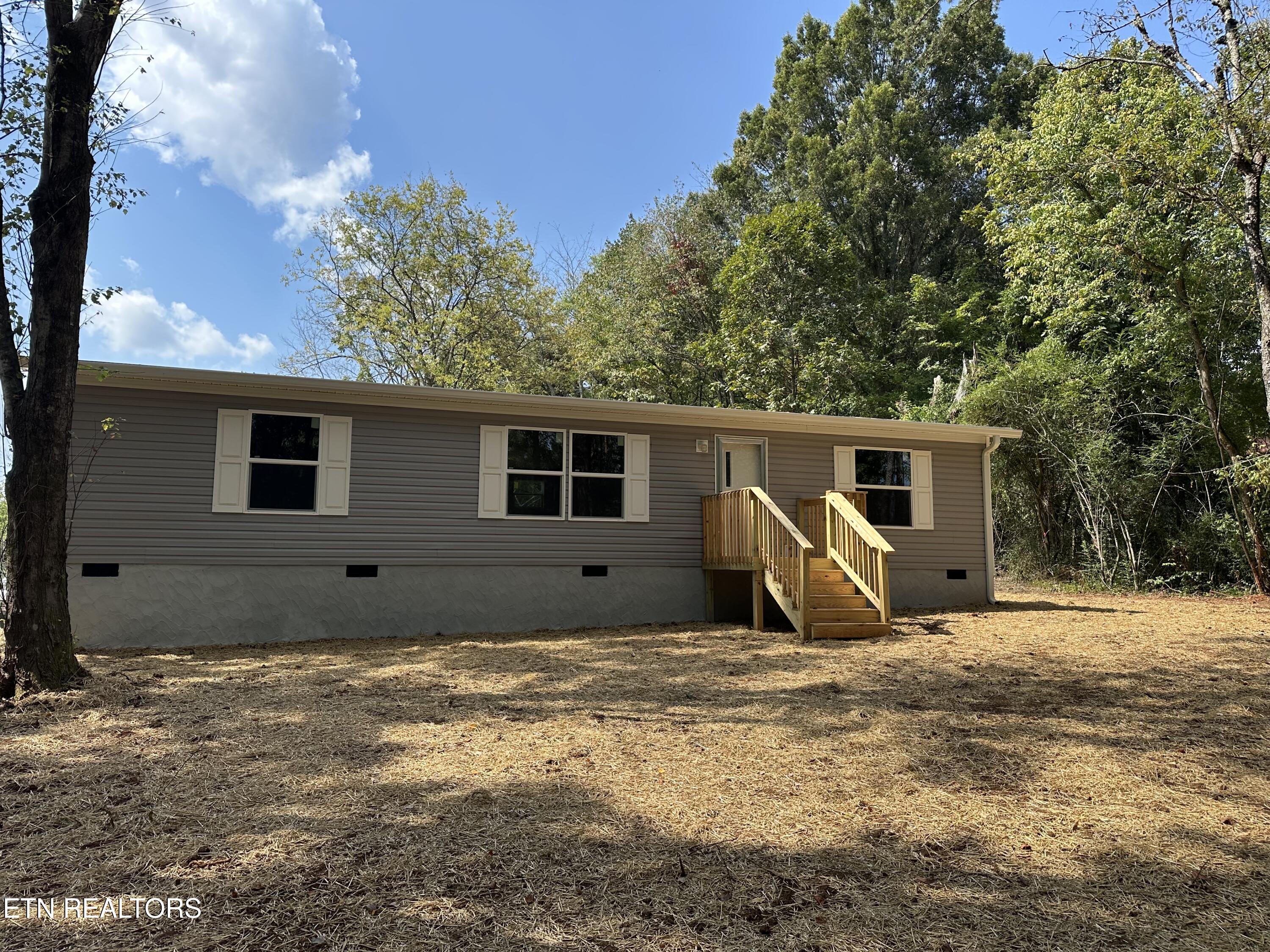 110 Ratledge Road Sweetwater TN 37874