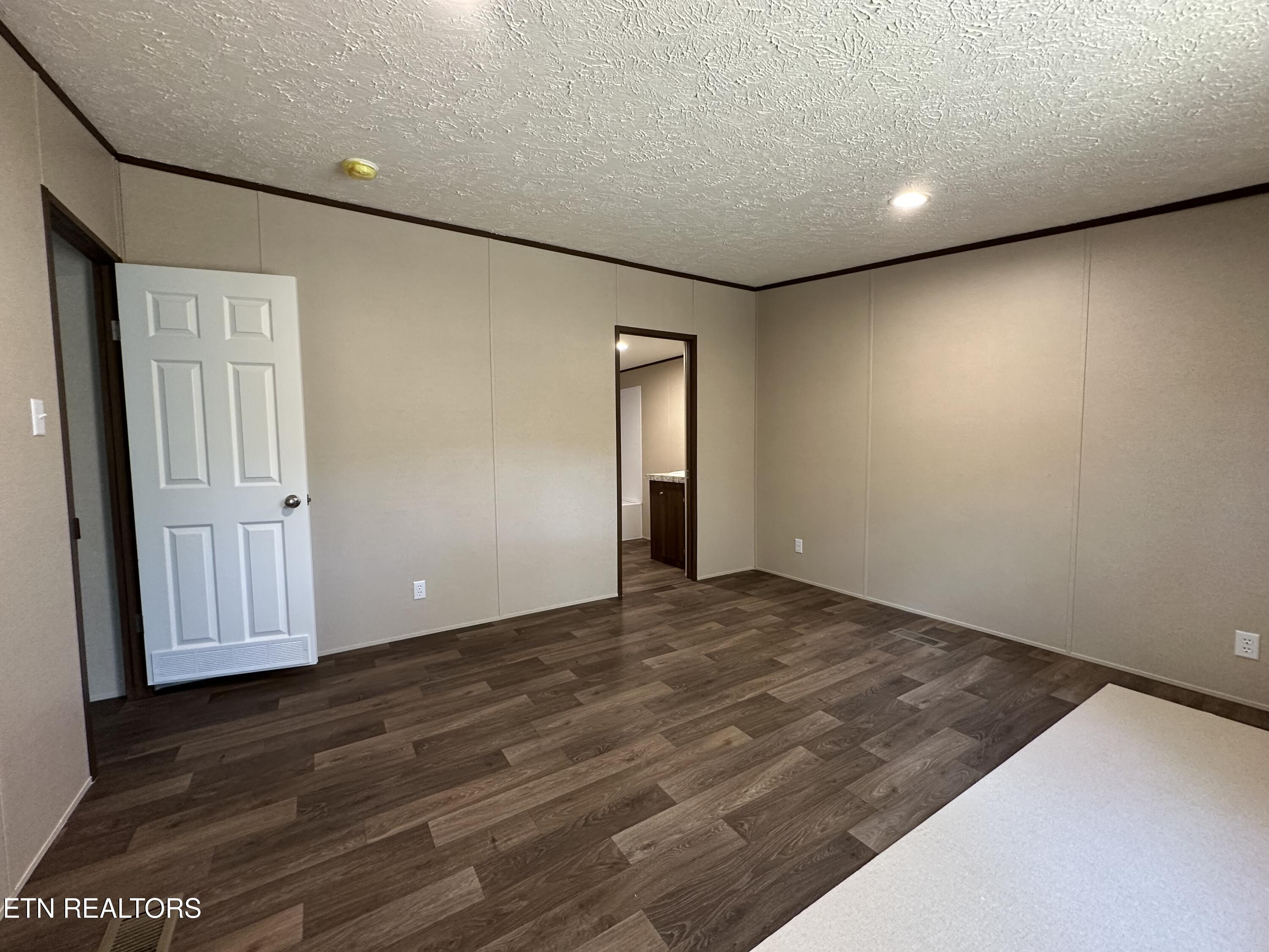 110 Ratledge Road Sweetwater TN 37874