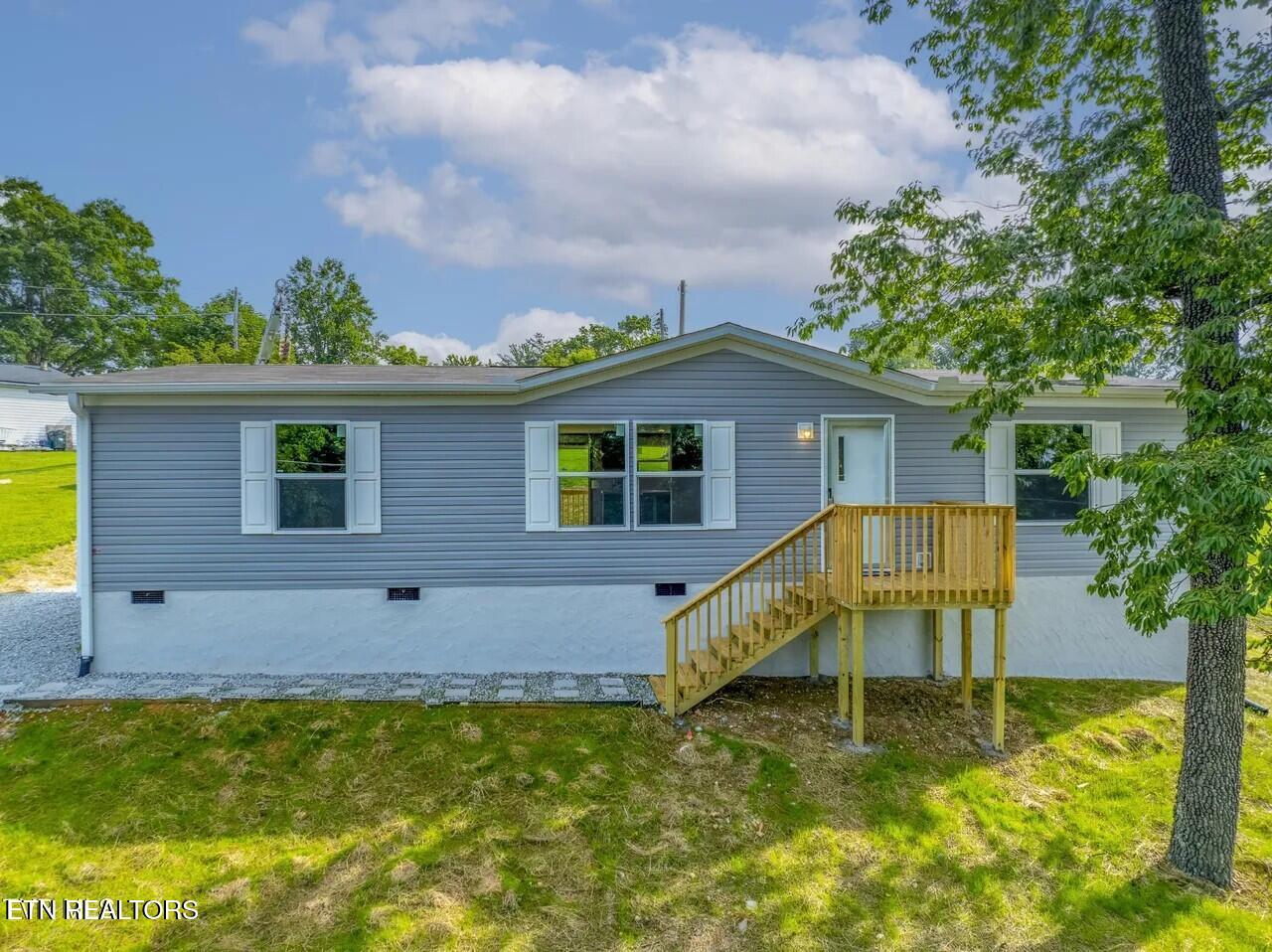 1826 Loop Road Lafollette TN 37766