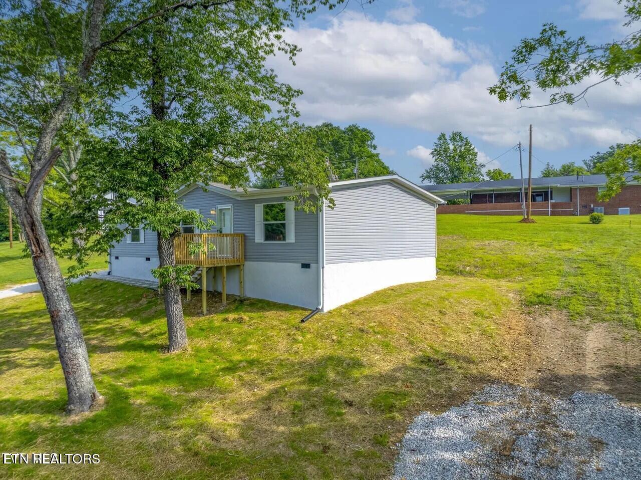 1826 Loop Road Lafollette TN 37766