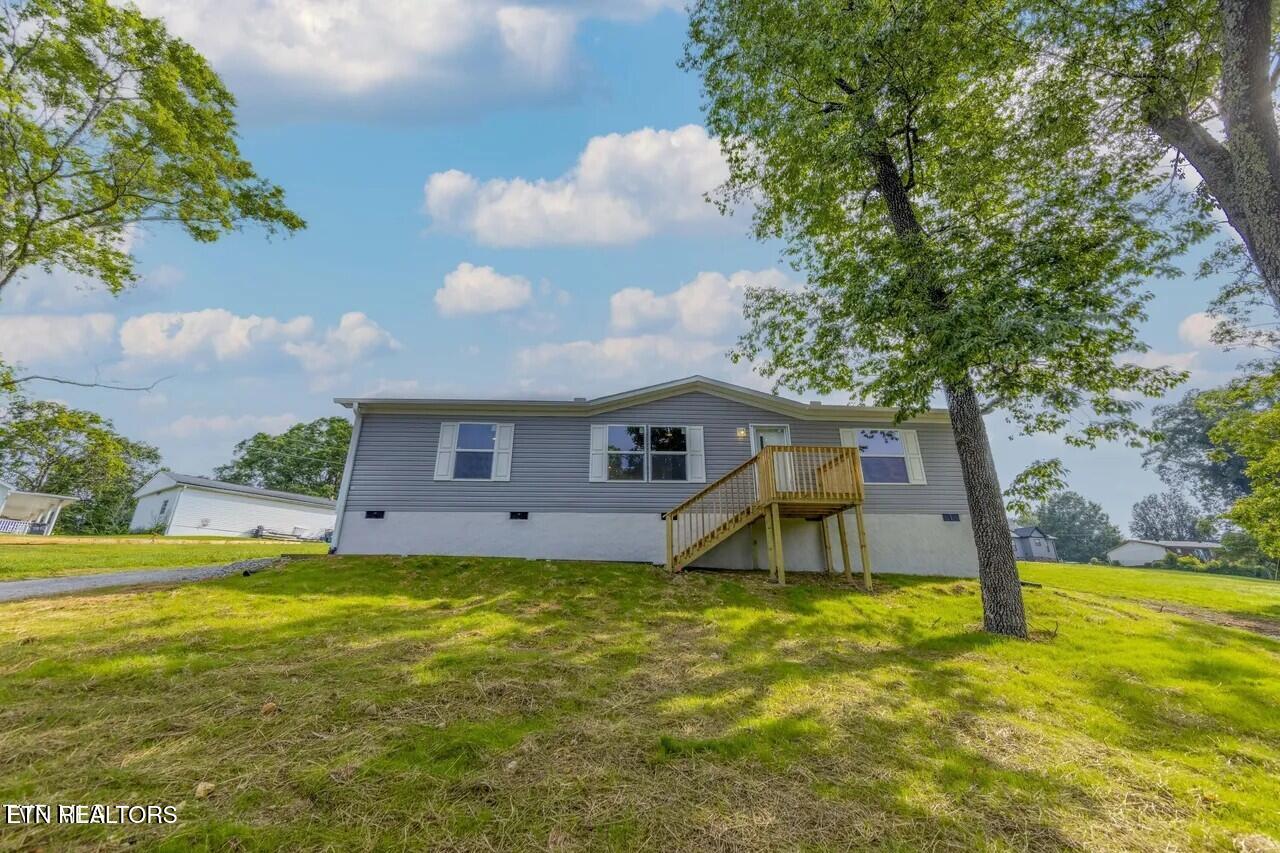 1826 Loop Road Lafollette TN 37766