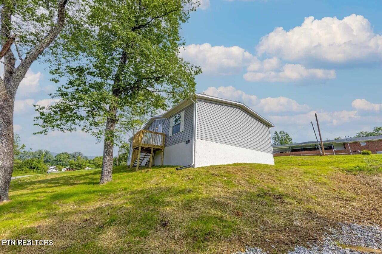 1826 Loop Road Lafollette TN 37766