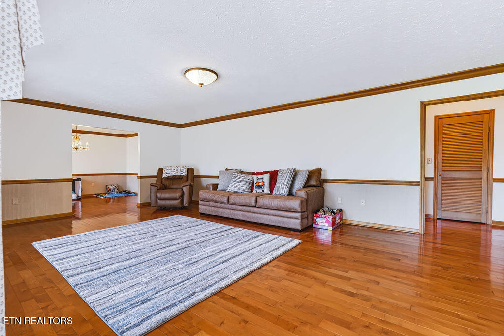 3114 Wearwood Drive Sevierville TN 37862