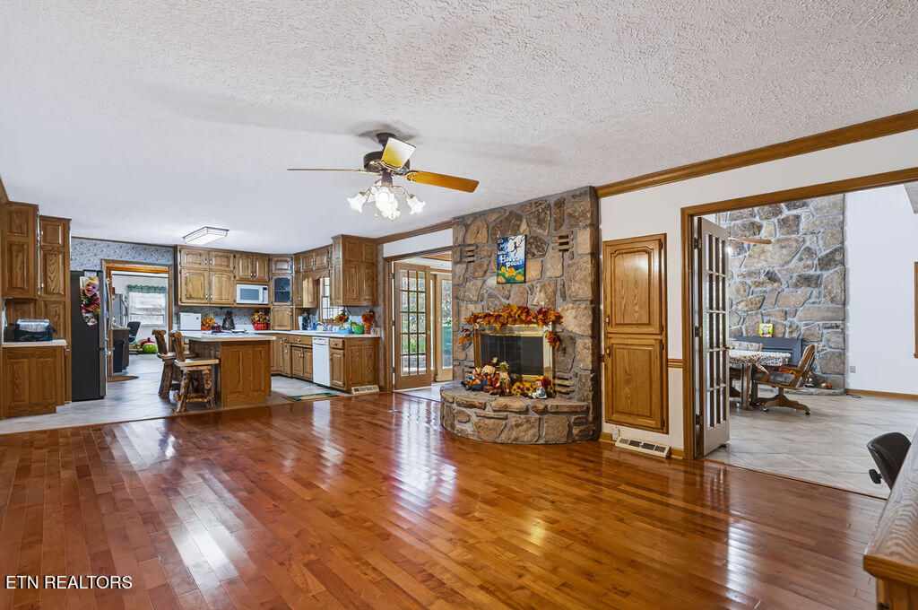 3114 Wearwood Drive Sevierville TN 37862