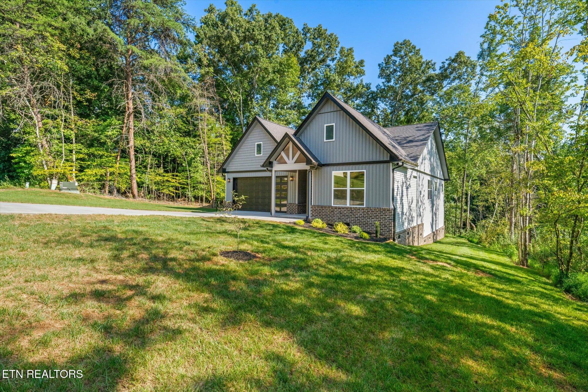 102 Oostagala Drive Loudon TN 37774