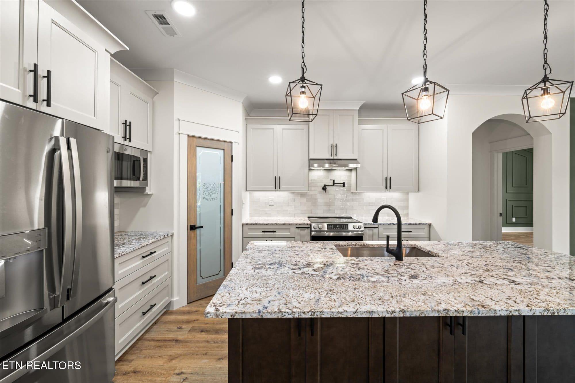 102 Oostagala Drive Loudon TN 37774