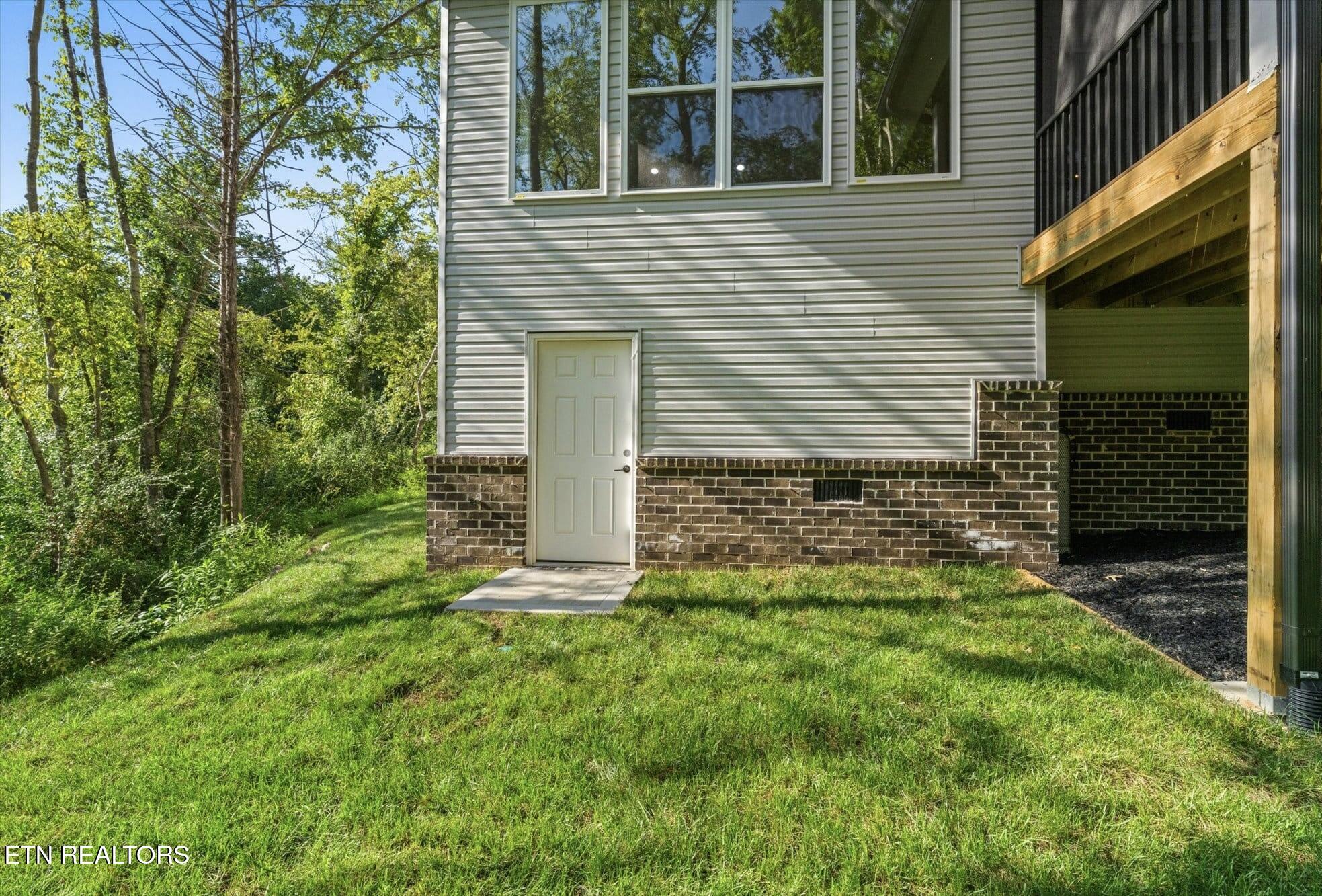 102 Oostagala Drive Loudon TN 37774