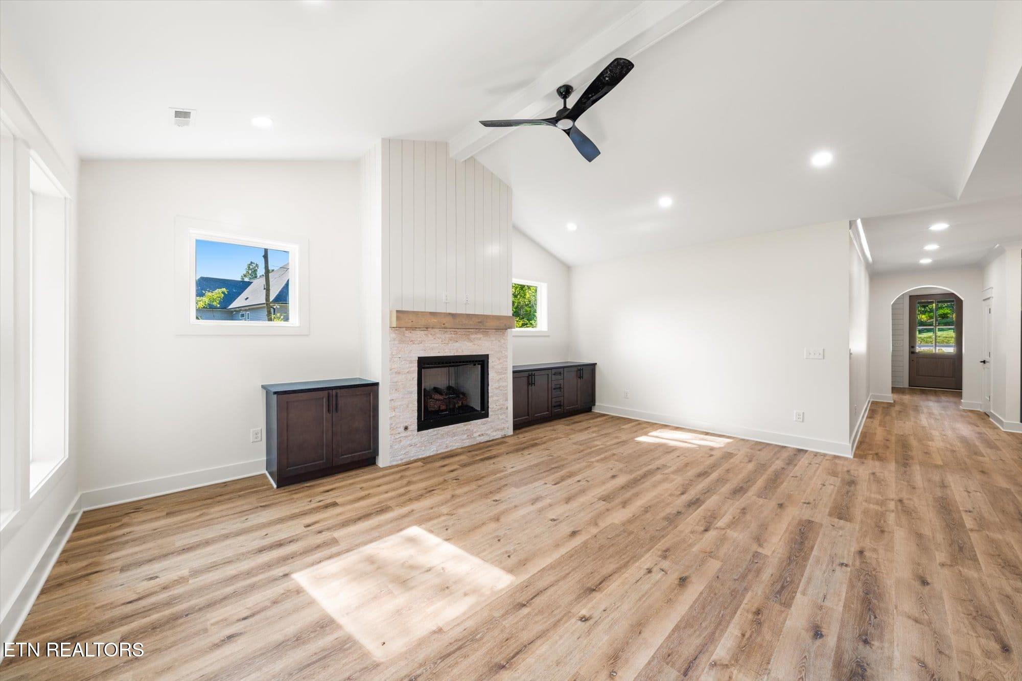 102 Oostagala Drive Loudon TN 37774