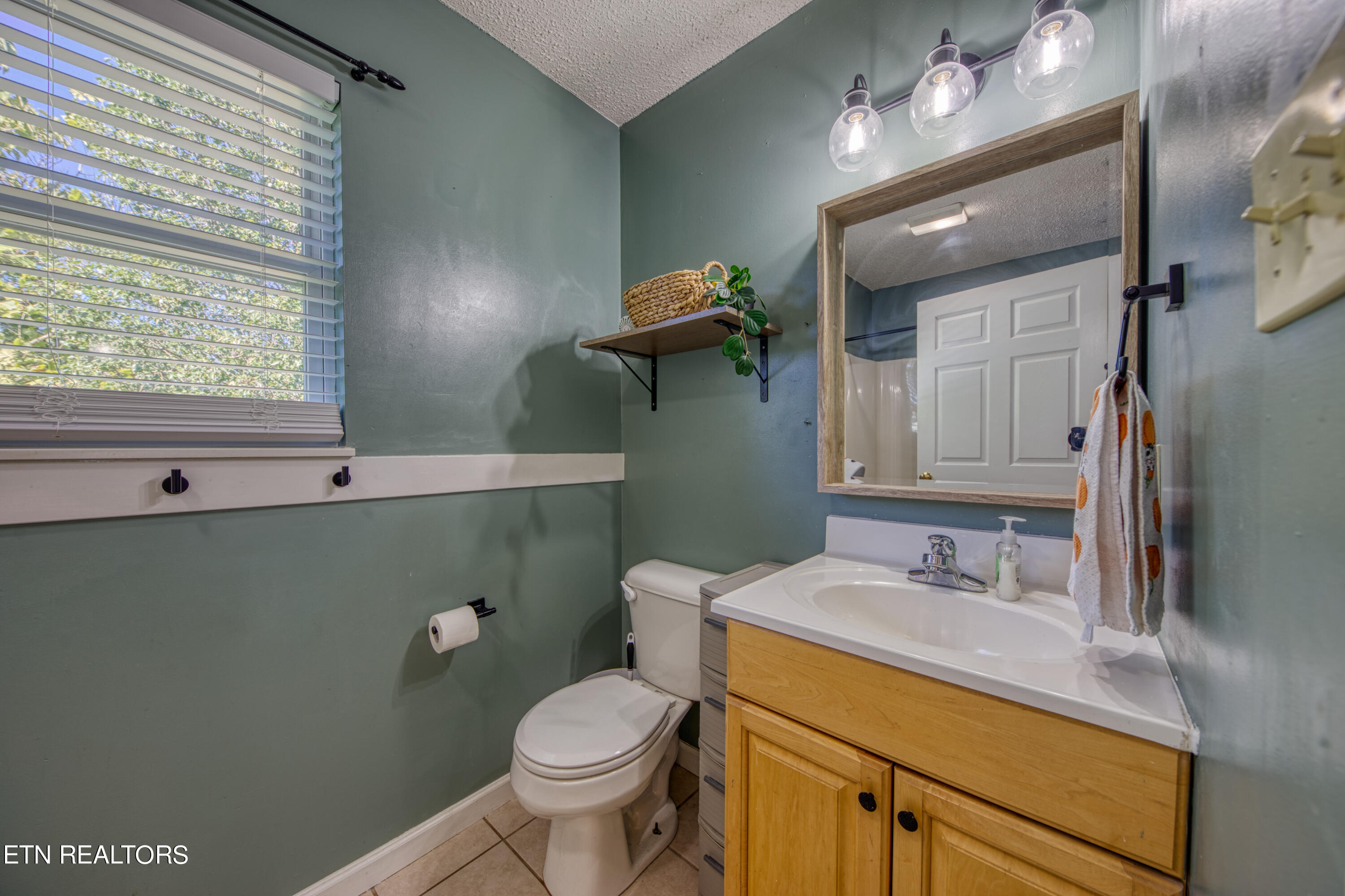 422 Bethel Drive Lenoir City TN 37772
