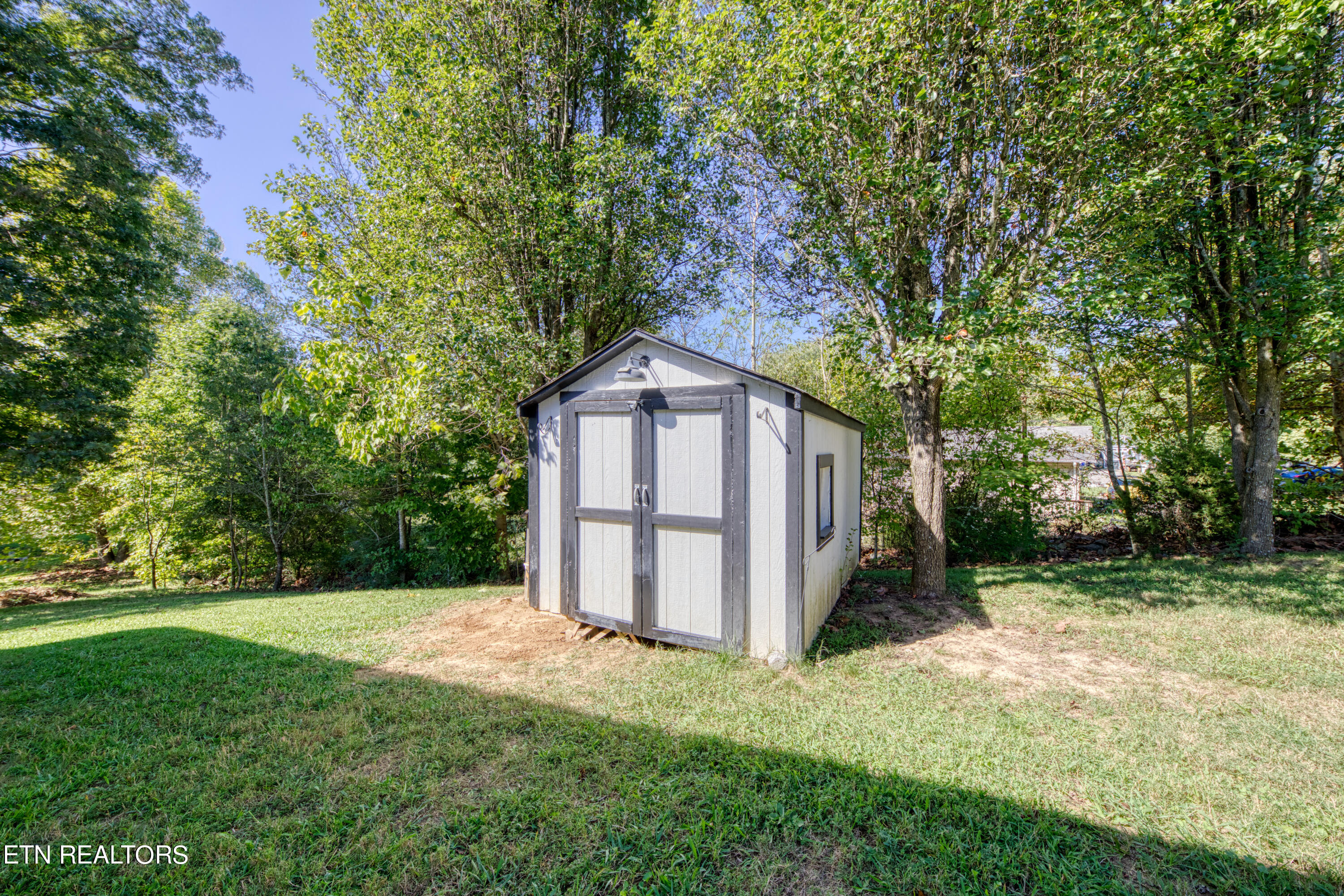 422 Bethel Drive Lenoir City TN 37772
