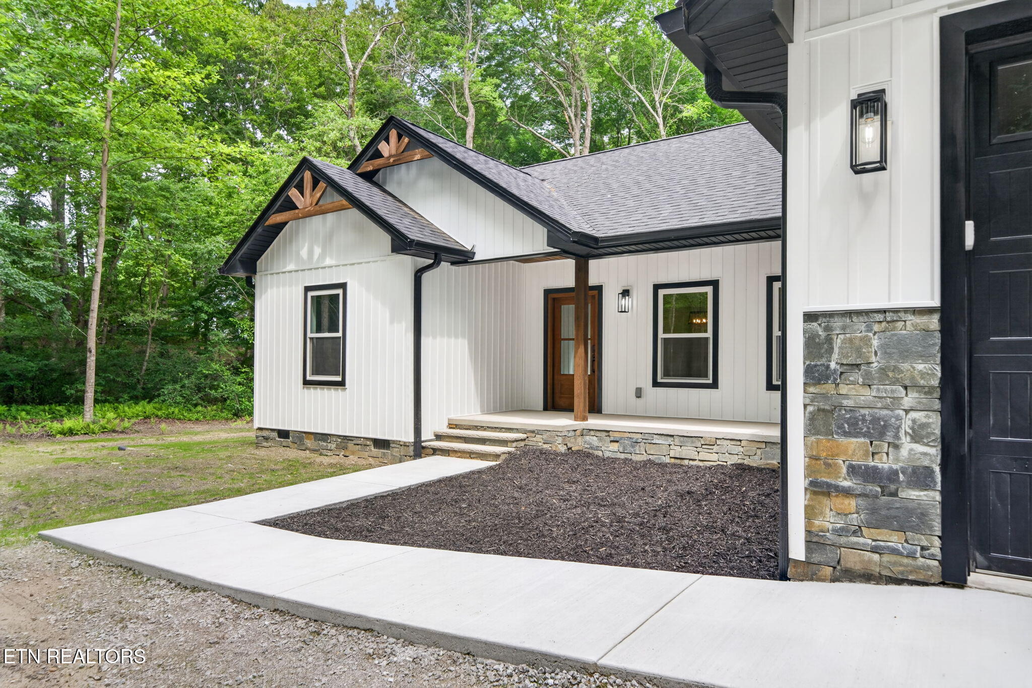 301 Hilltop Drive Crossville TN 38555