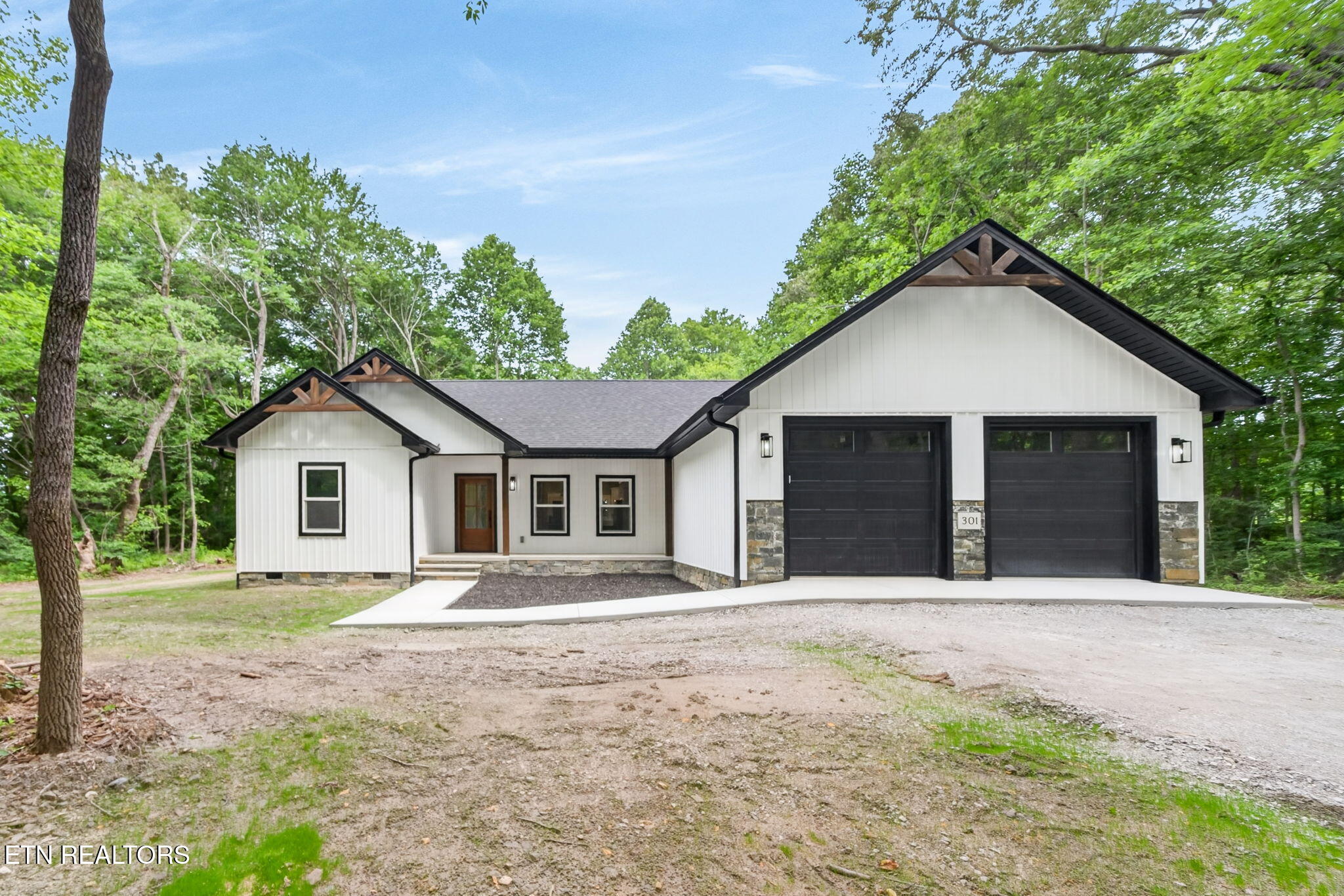 301 Hilltop Drive Crossville TN 38555