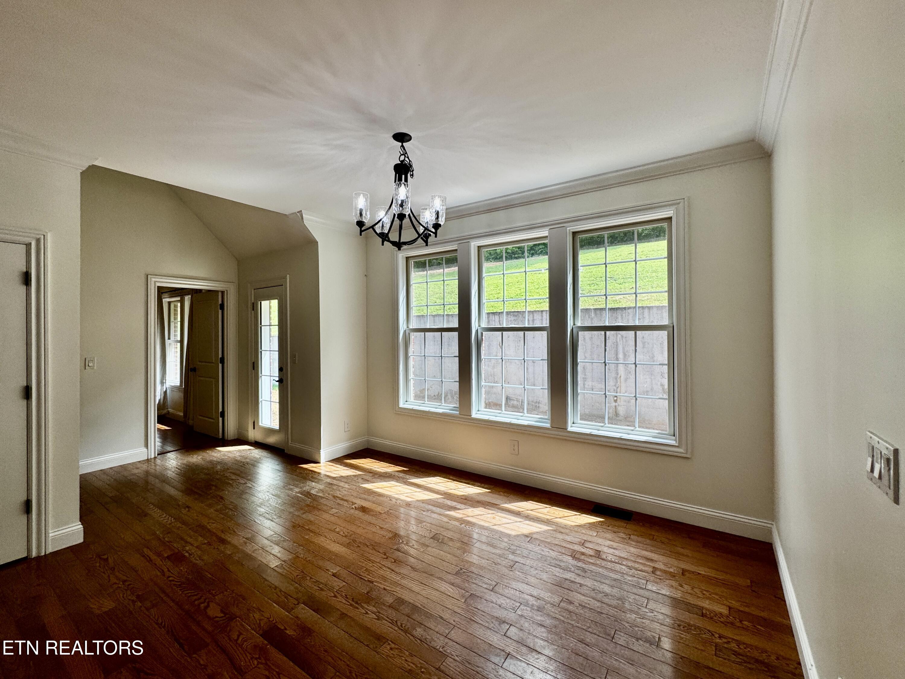 1802 Calgary Falls Lane Knoxville TN 37931