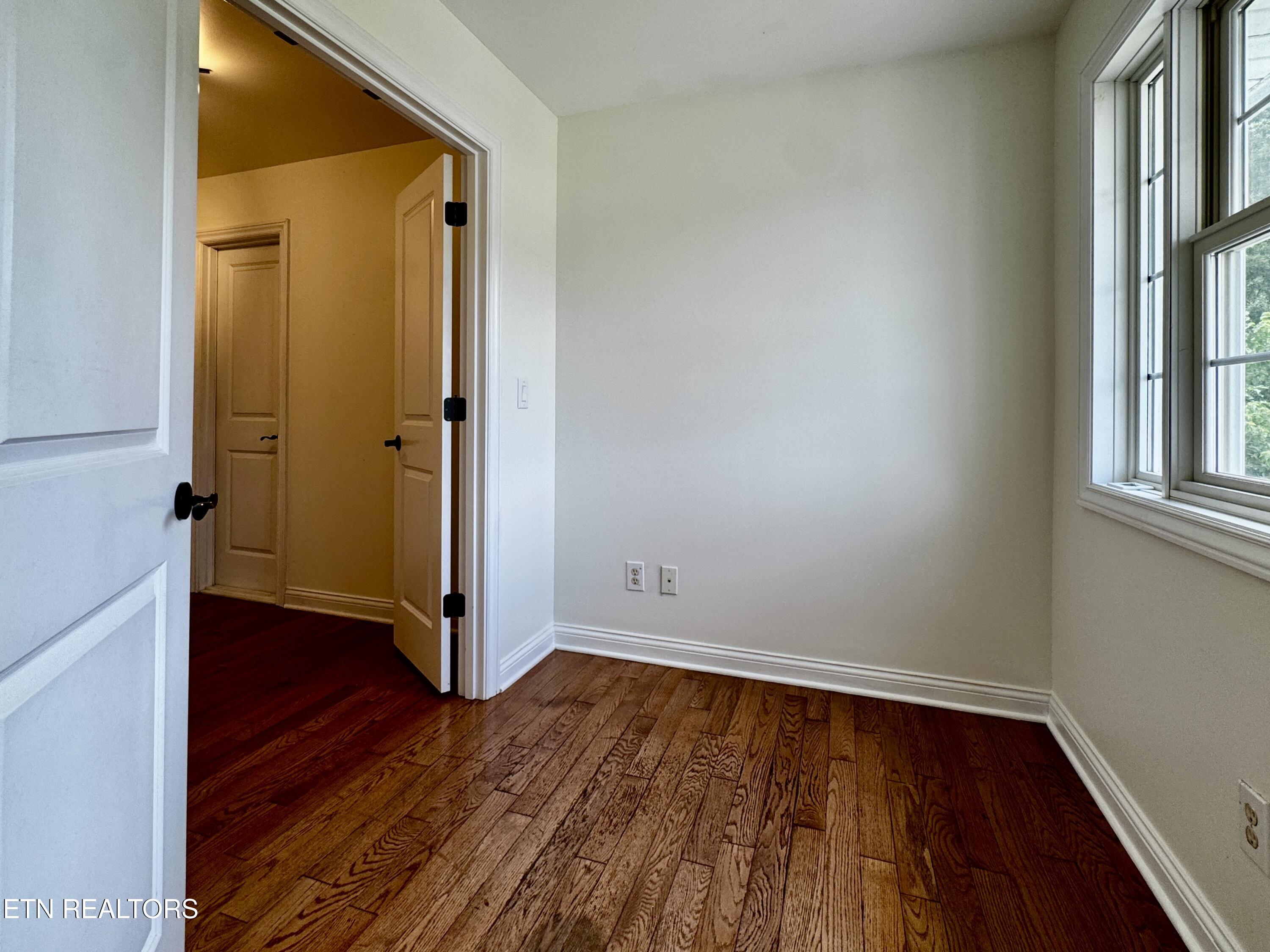 1802 Calgary Falls Lane Knoxville TN 37931