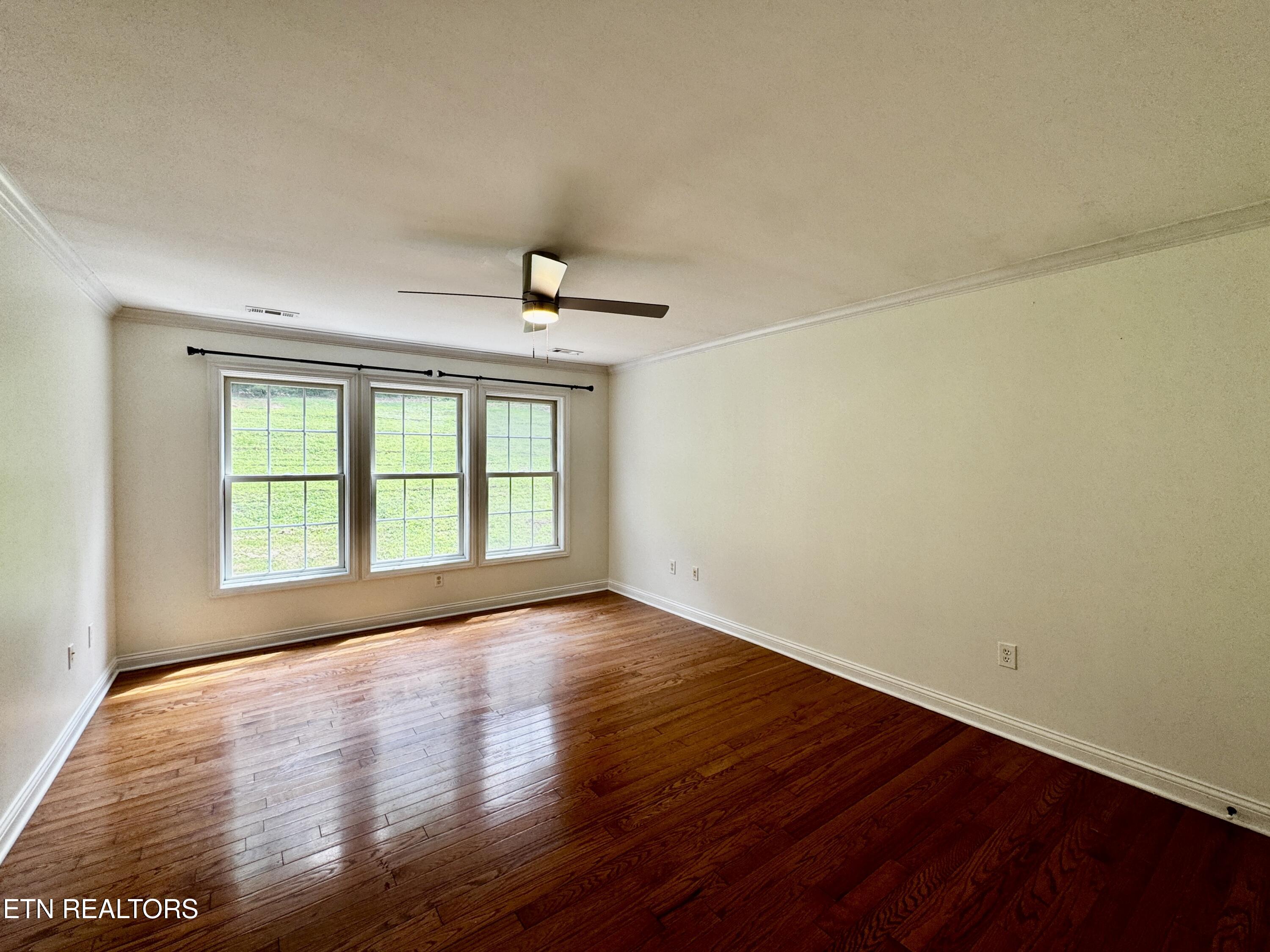 1802 Calgary Falls Lane Knoxville TN 37931