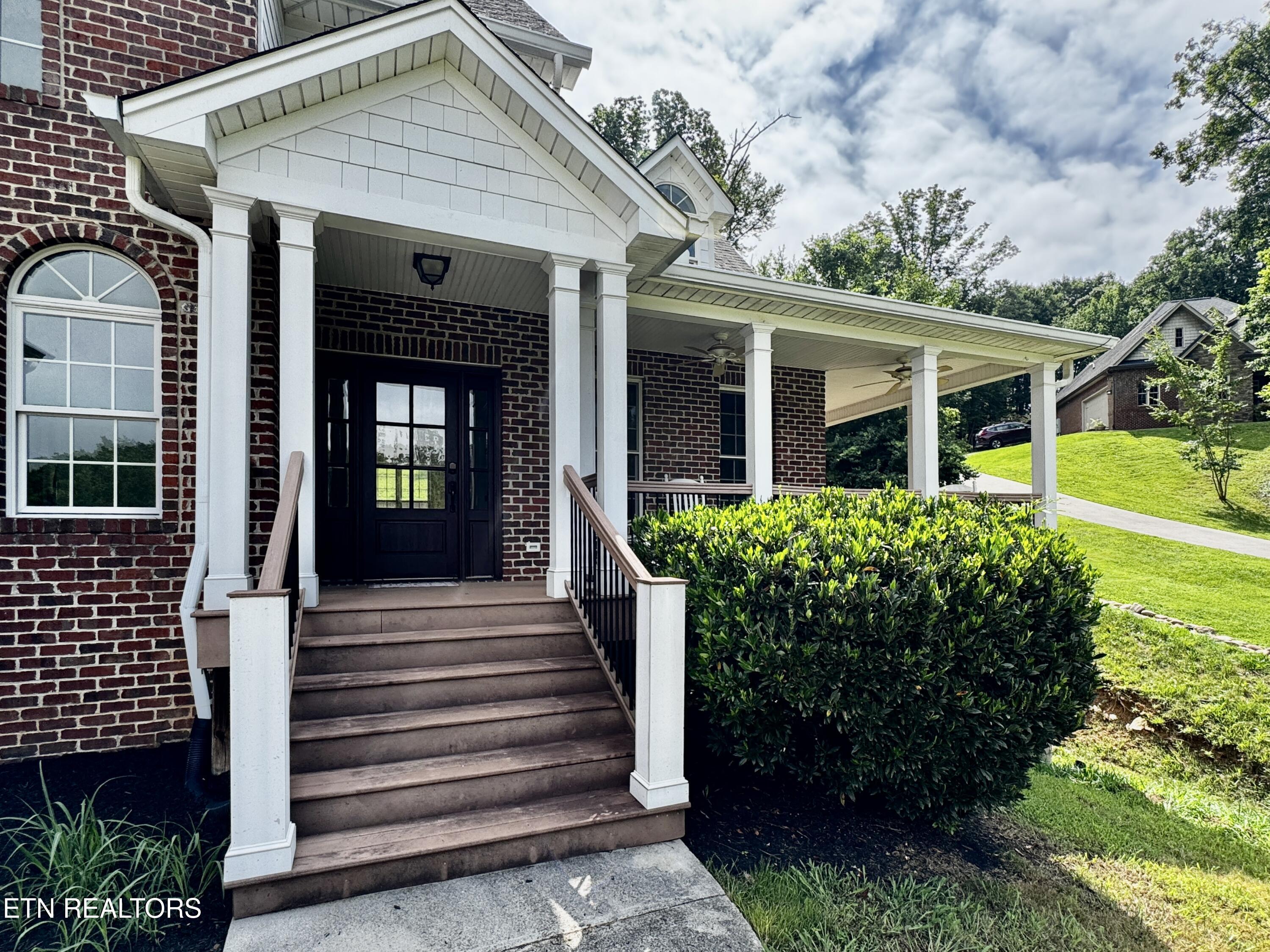 1802 Calgary Falls Lane Knoxville TN 37931