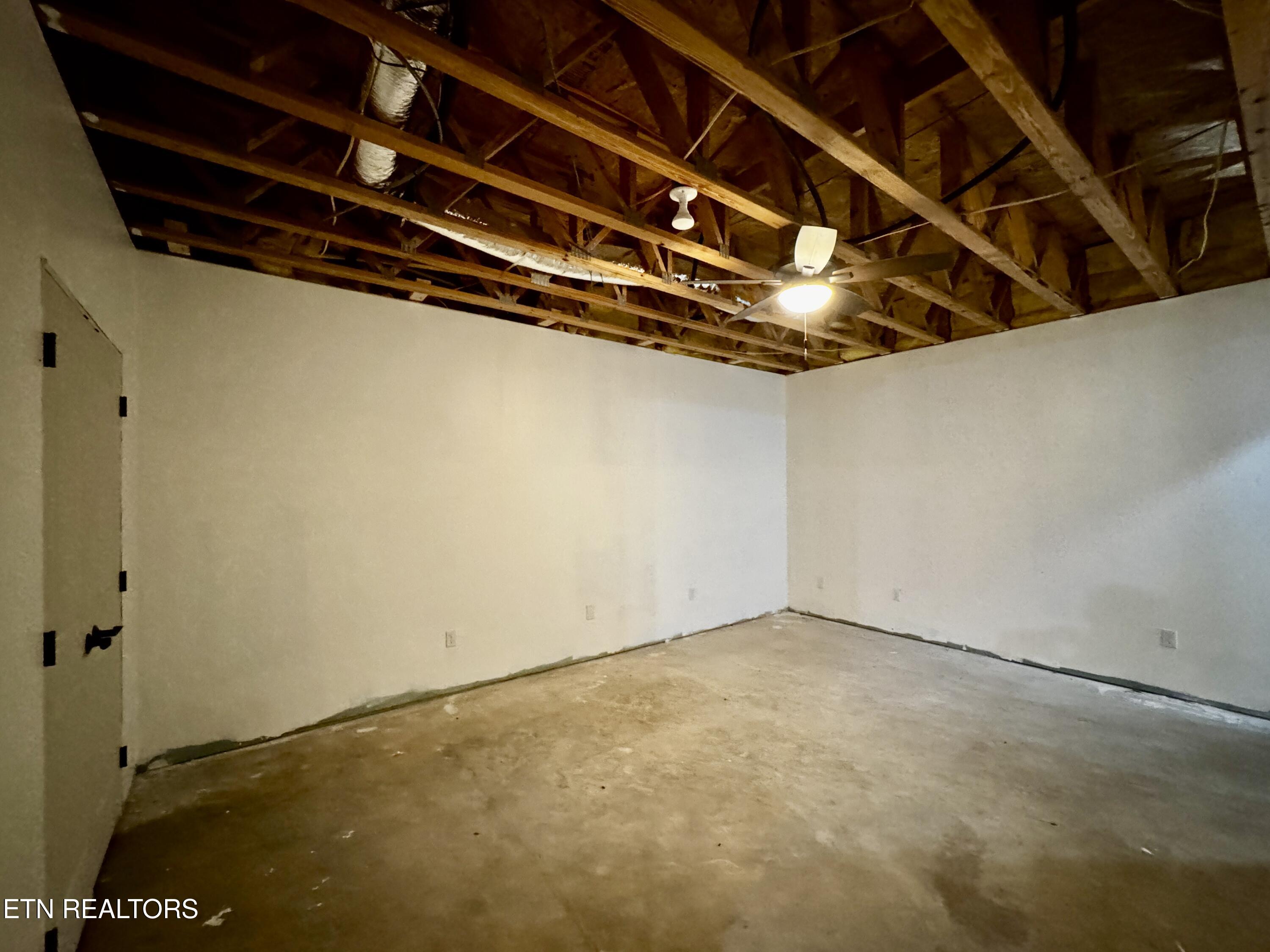 1802 Calgary Falls Lane Knoxville TN 37931