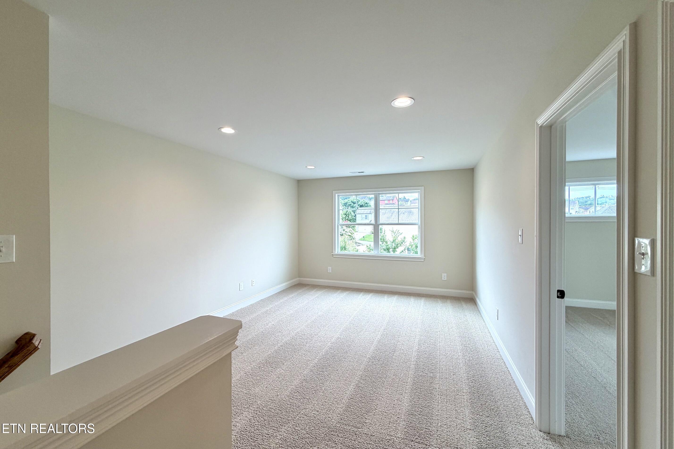 8914 Queensdale Lane Knoxville TN 37924