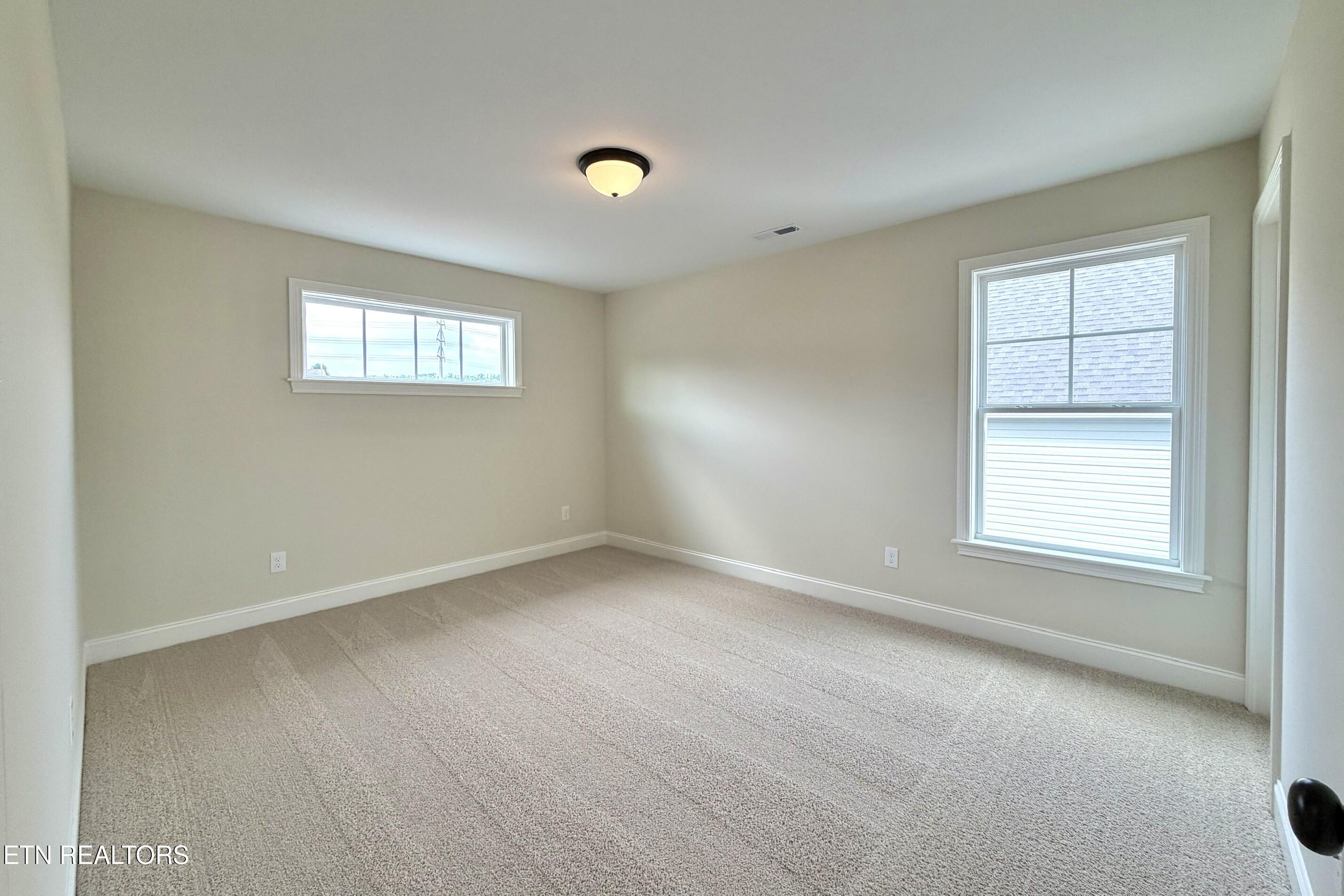 8914 Queensdale Lane Knoxville TN 37924