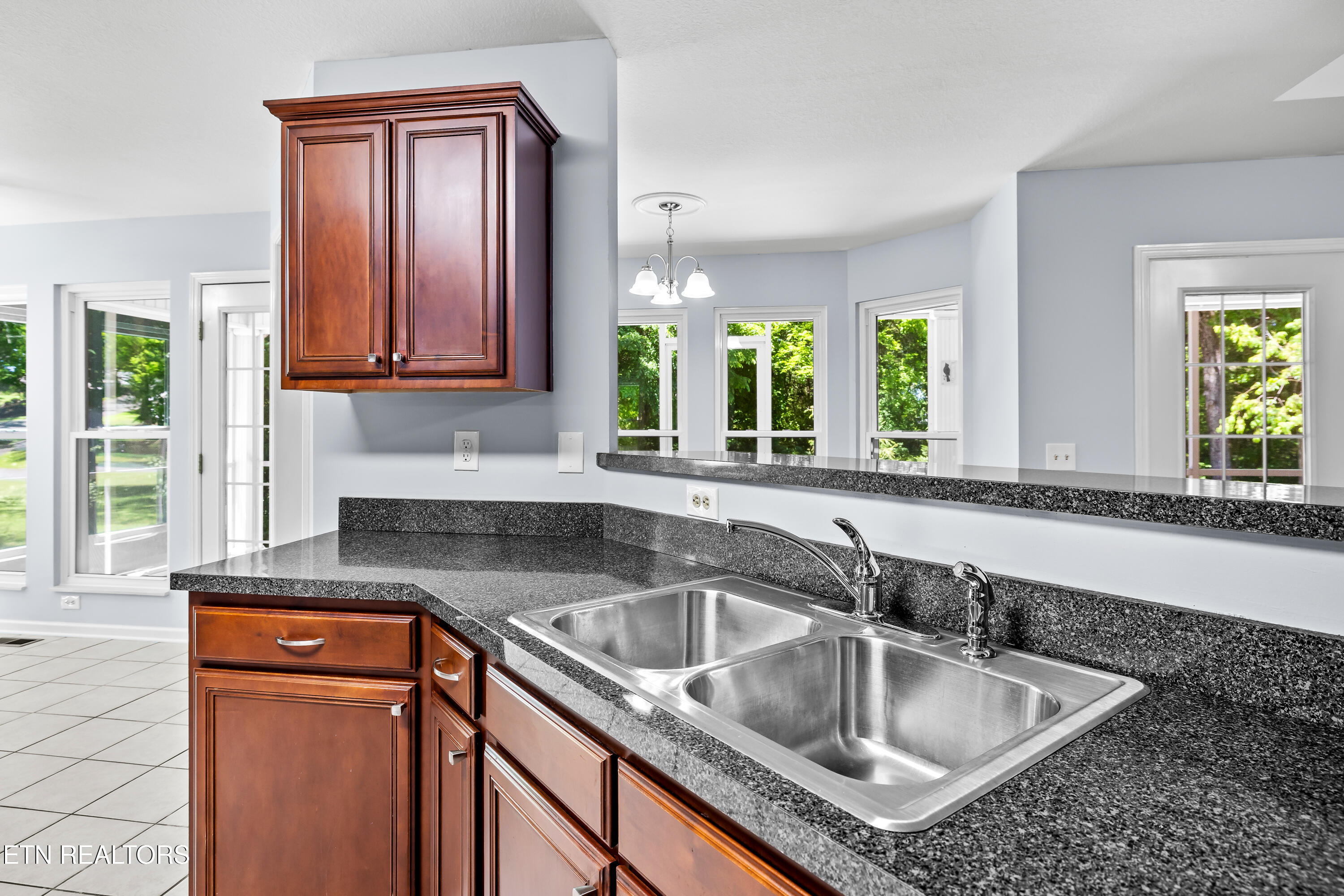 1303 Apache Court Maryville TN 37801