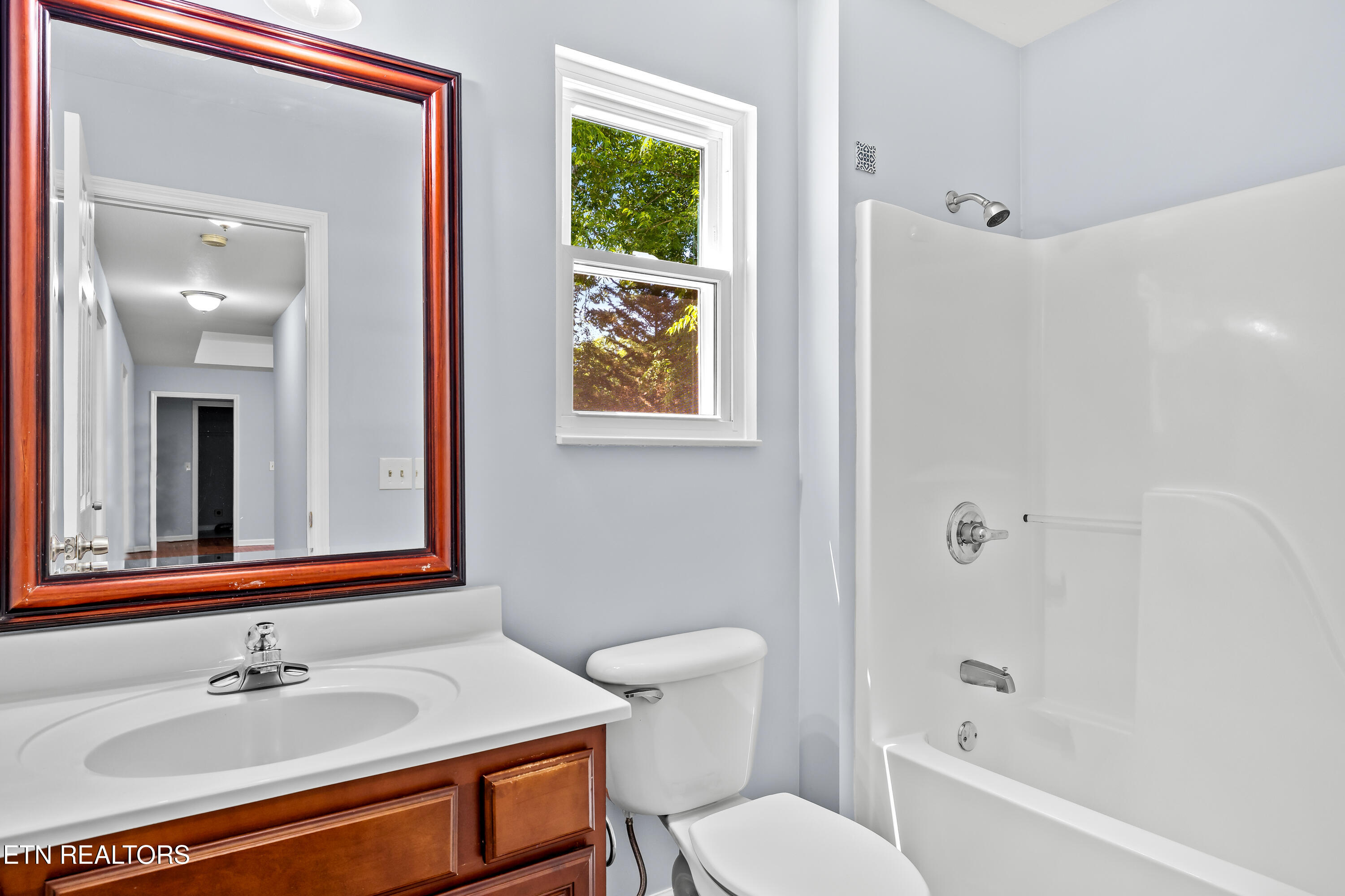 1303 Apache Court Maryville TN 37801