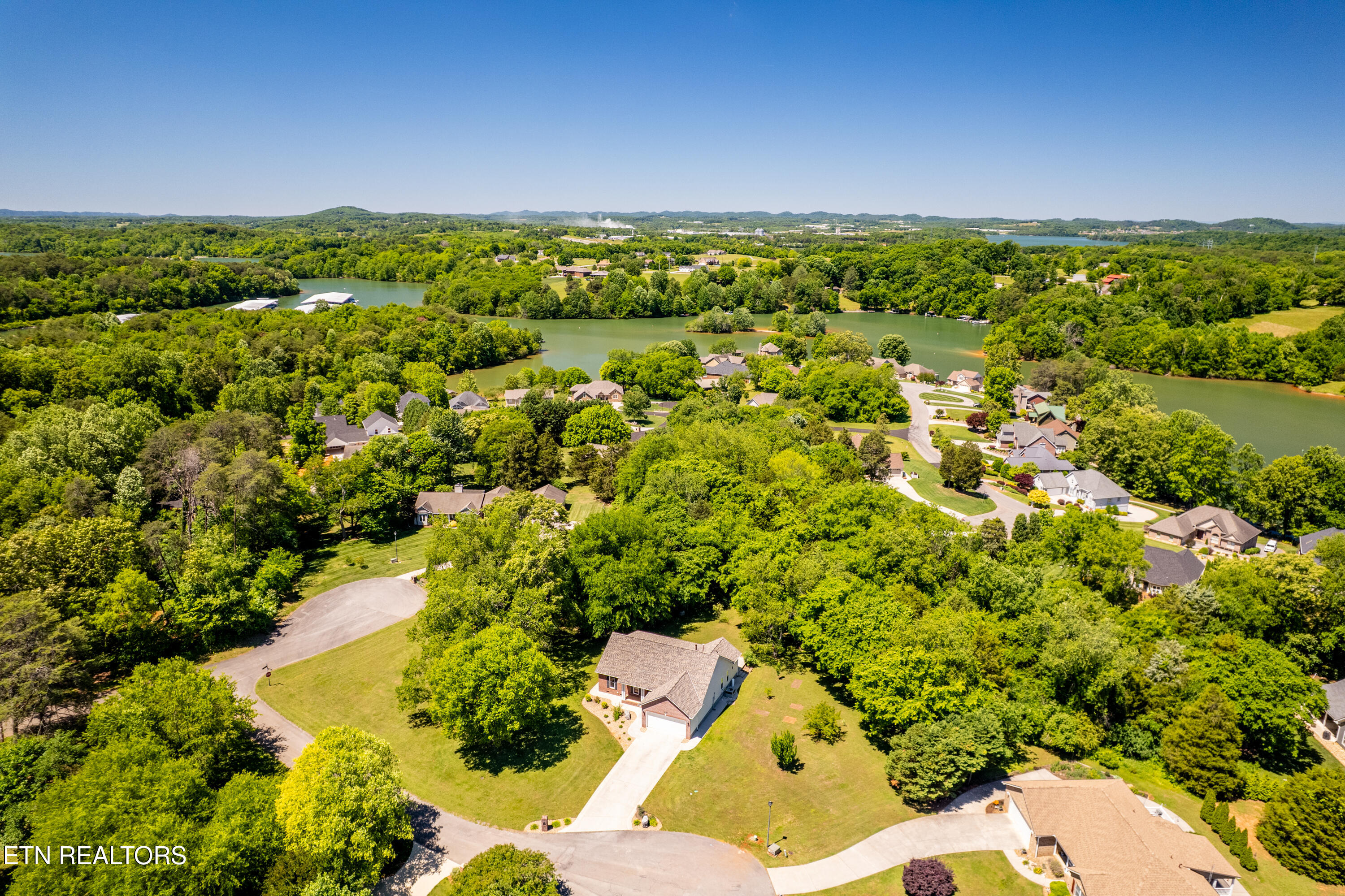 1303 Apache Court Maryville TN 37801