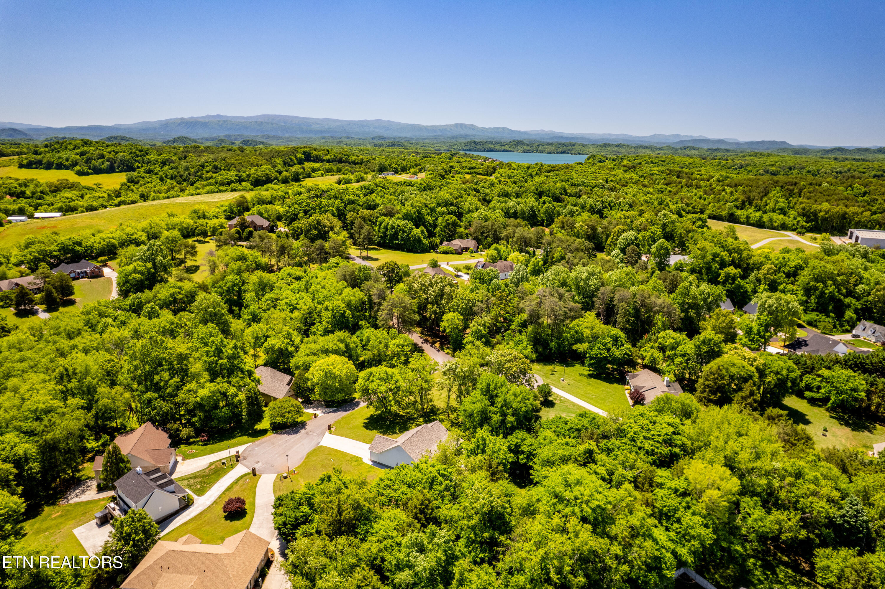 1303 Apache Court Maryville TN 37801