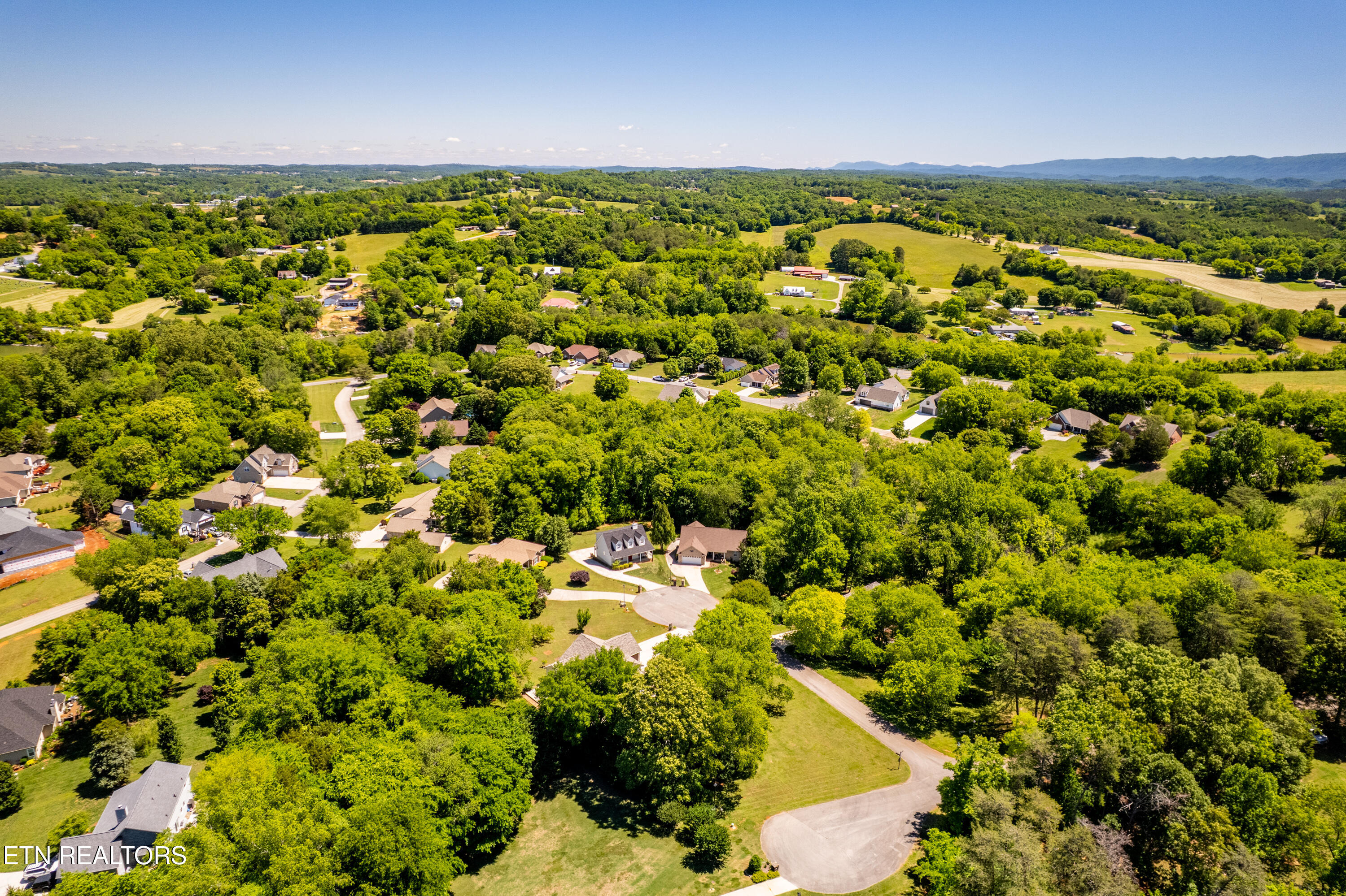 1303 Apache Court Maryville TN 37801