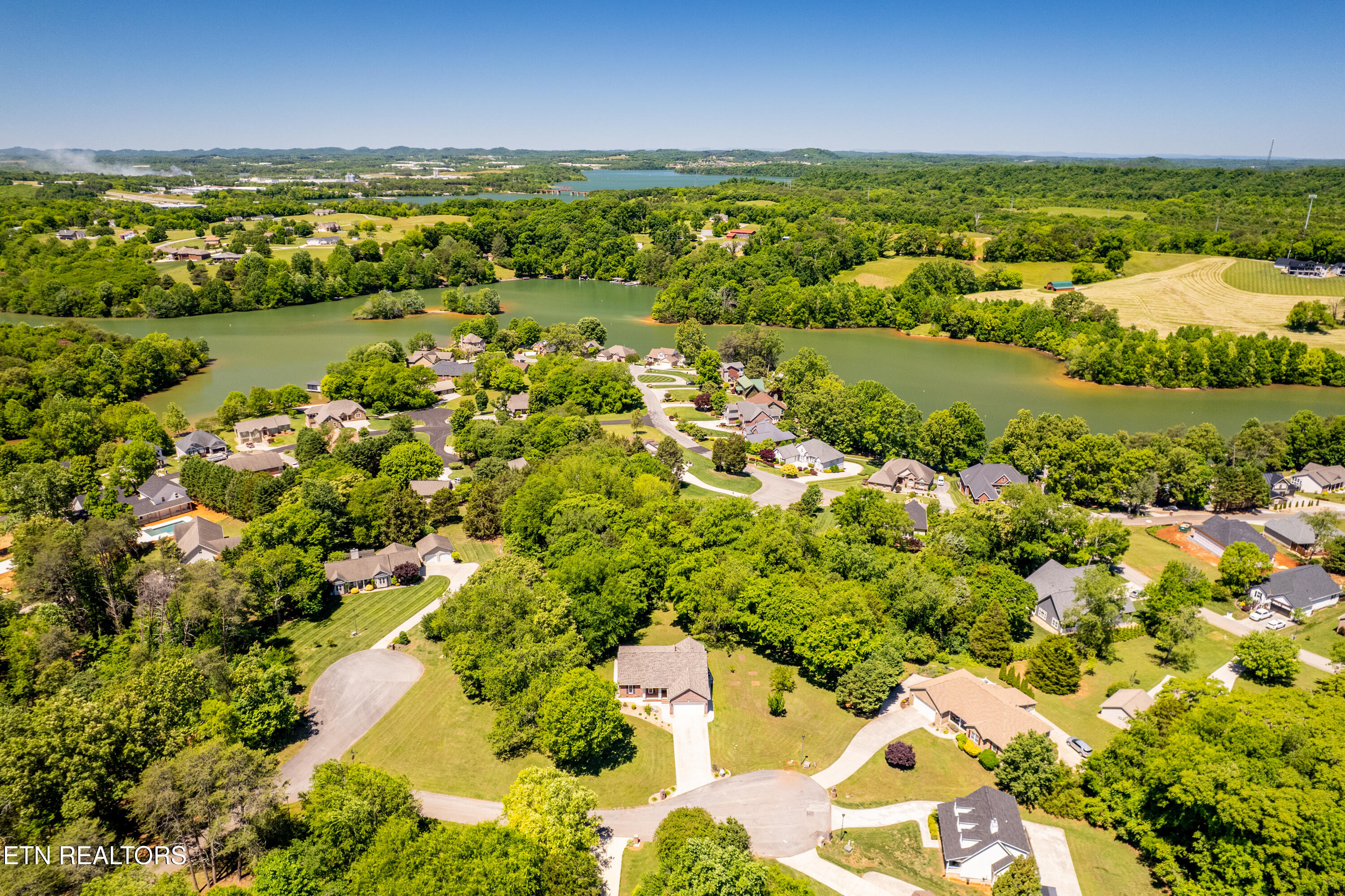 1303 Apache Court Maryville TN 37801