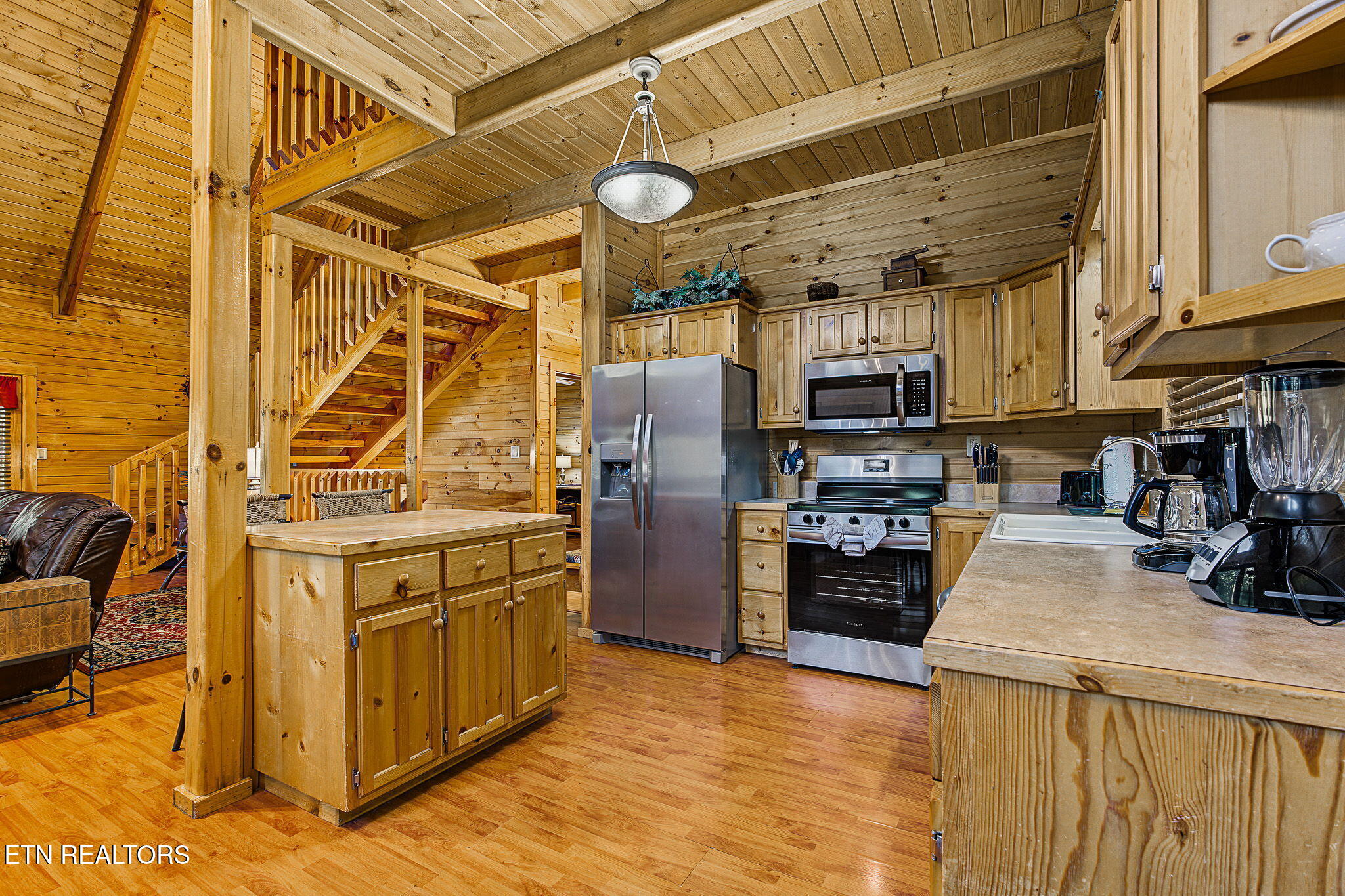 817 Boone Acres Lane Pigeon Forge TN 37863