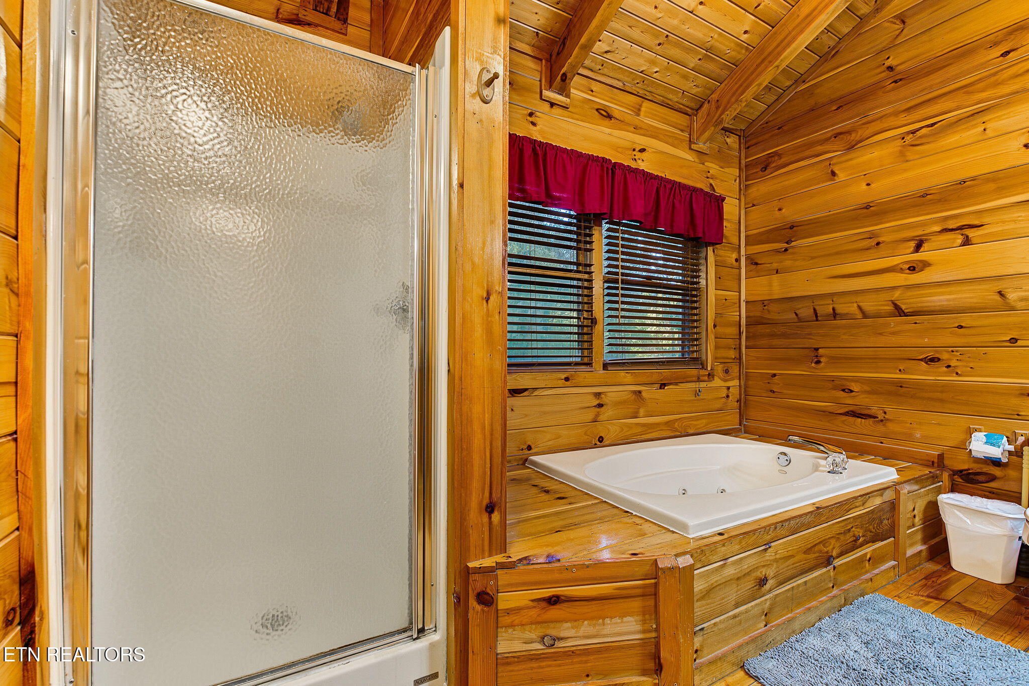 817 Boone Acres Lane Pigeon Forge TN 37863