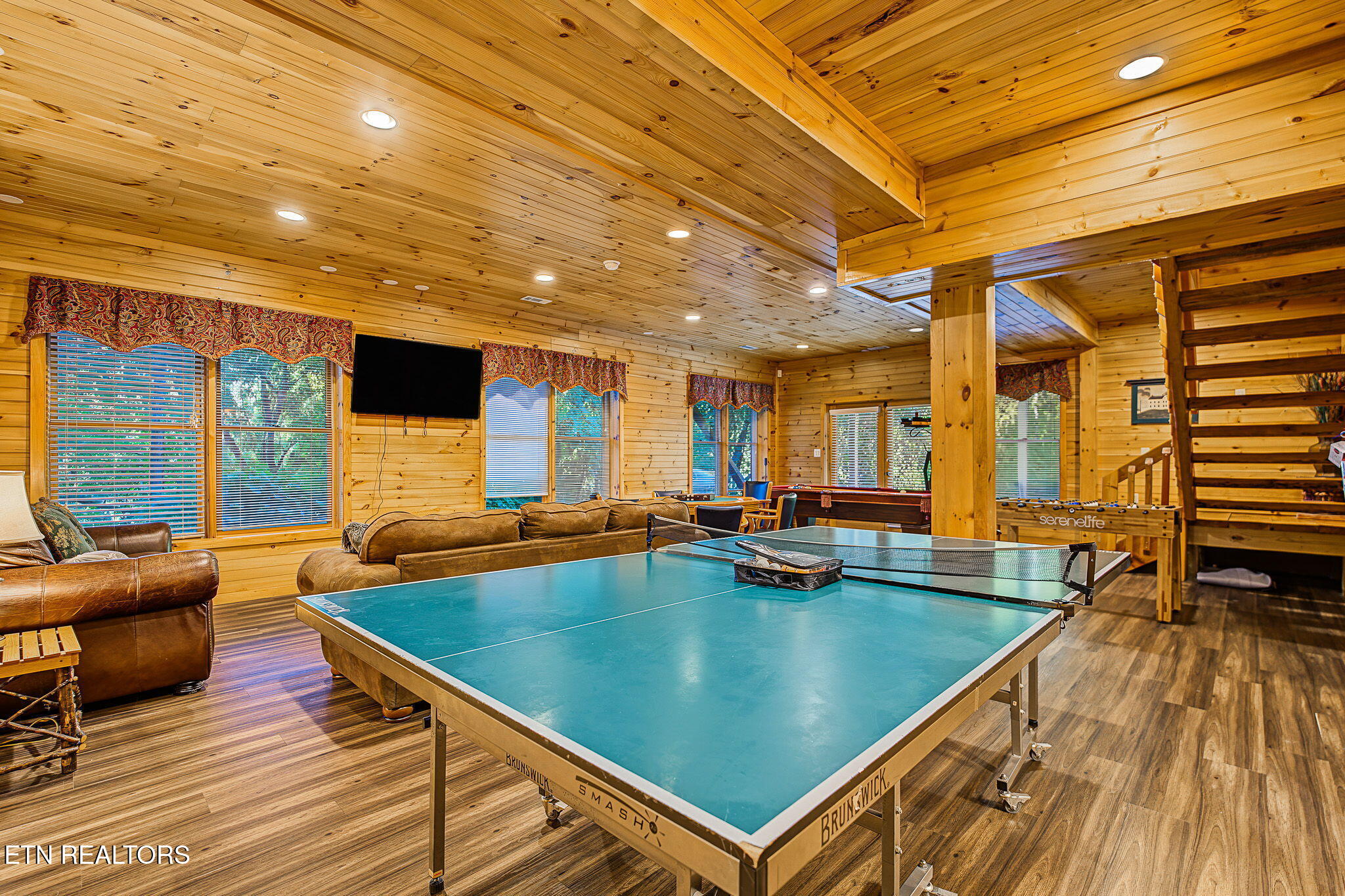 817 Boone Acres Lane Pigeon Forge TN 37863