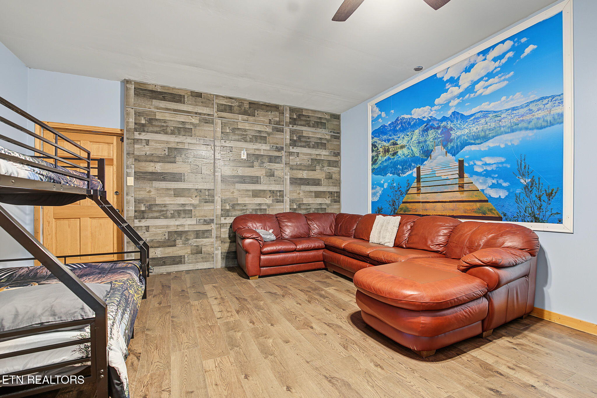 817 Boone Acres Lane Pigeon Forge TN 37863