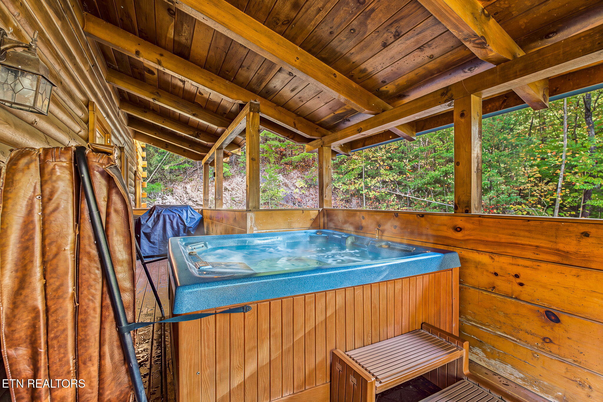 817 Boone Acres Lane Pigeon Forge TN 37863