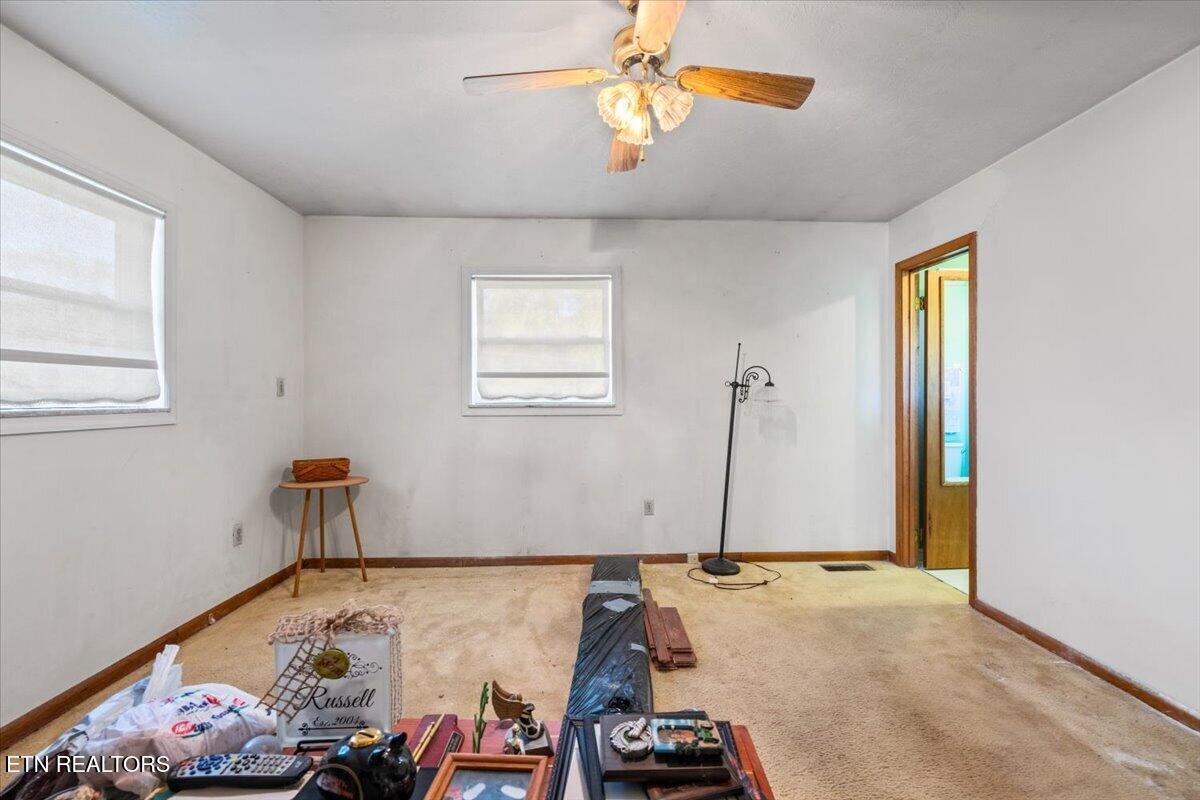 183 E Meadowbrook Lane Lafollette TN 37766