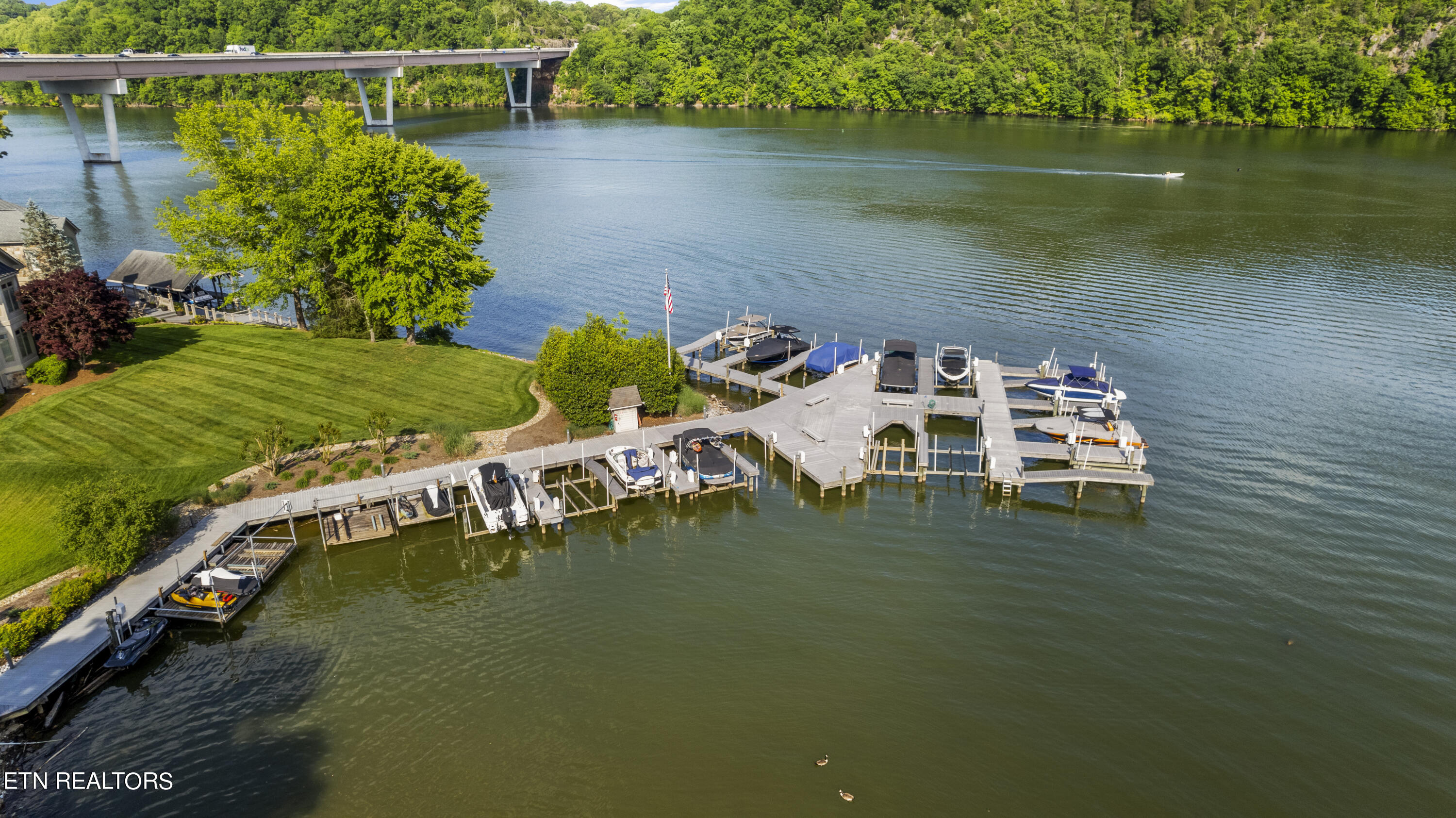 8566 River Club Way Knoxville TN 37922